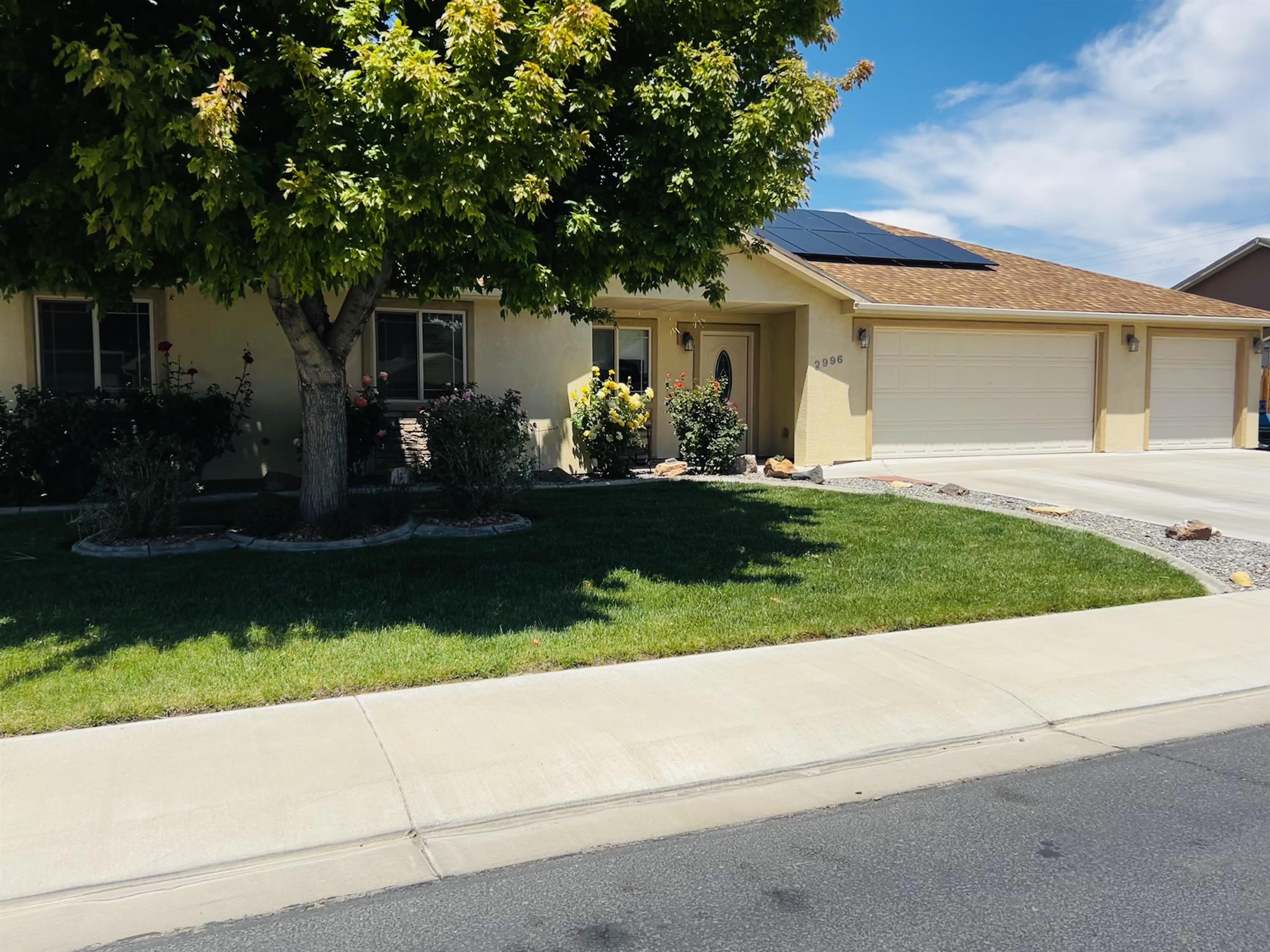 2996 Fenwick Lane
