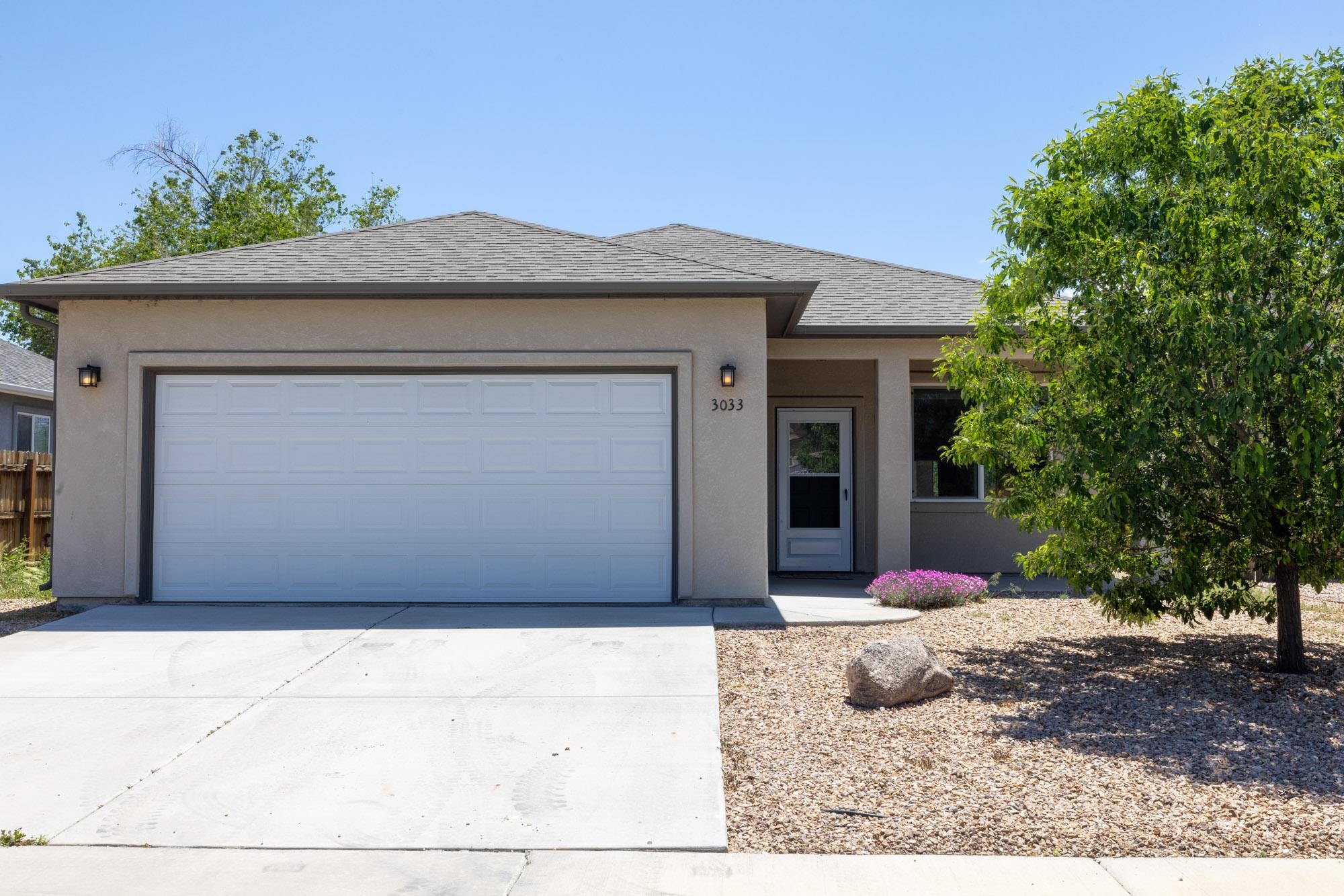 3033 Prickly Pear Drive Property Photo 1