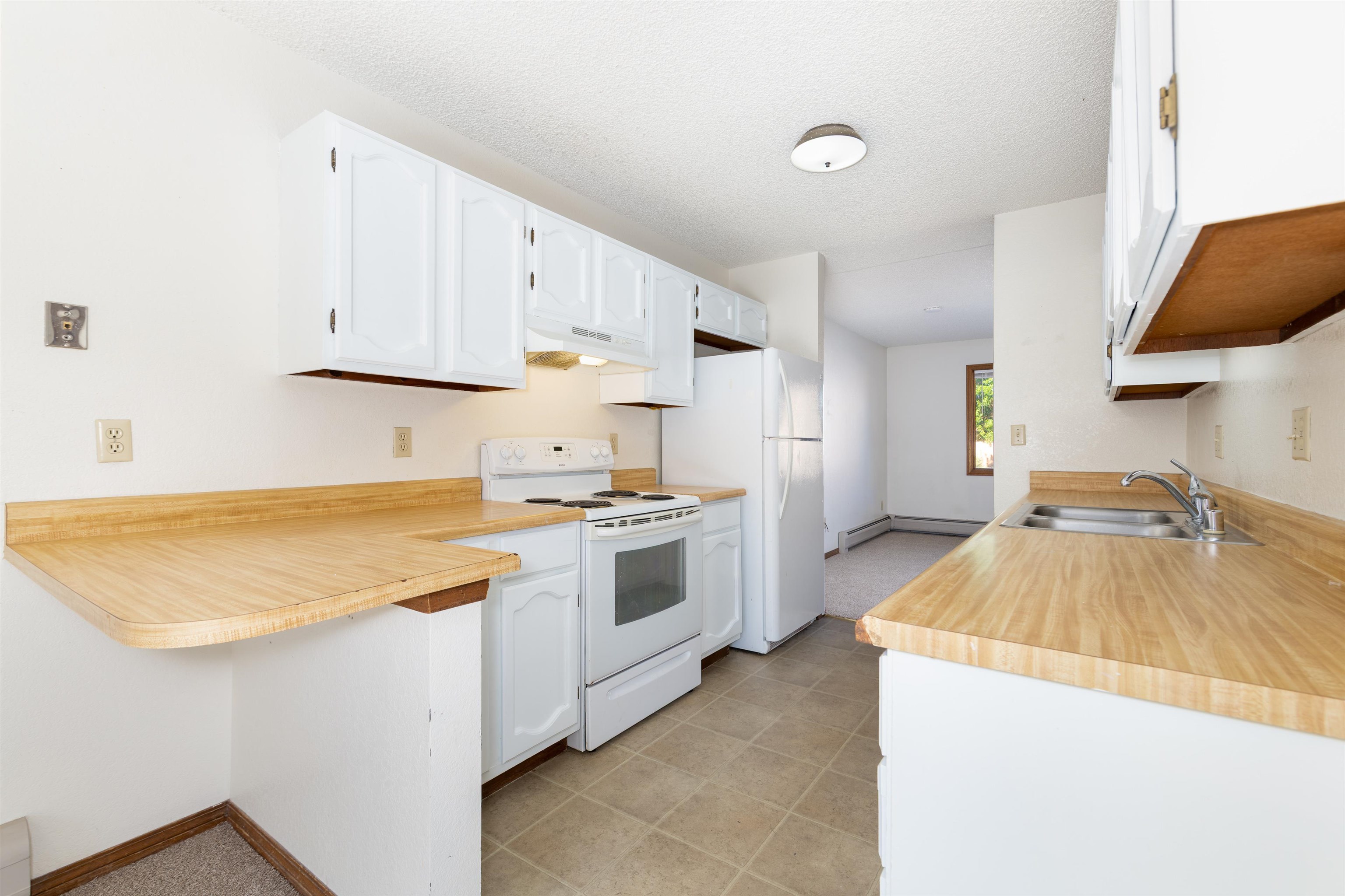 575 28 1/2 Road Property Photo 6