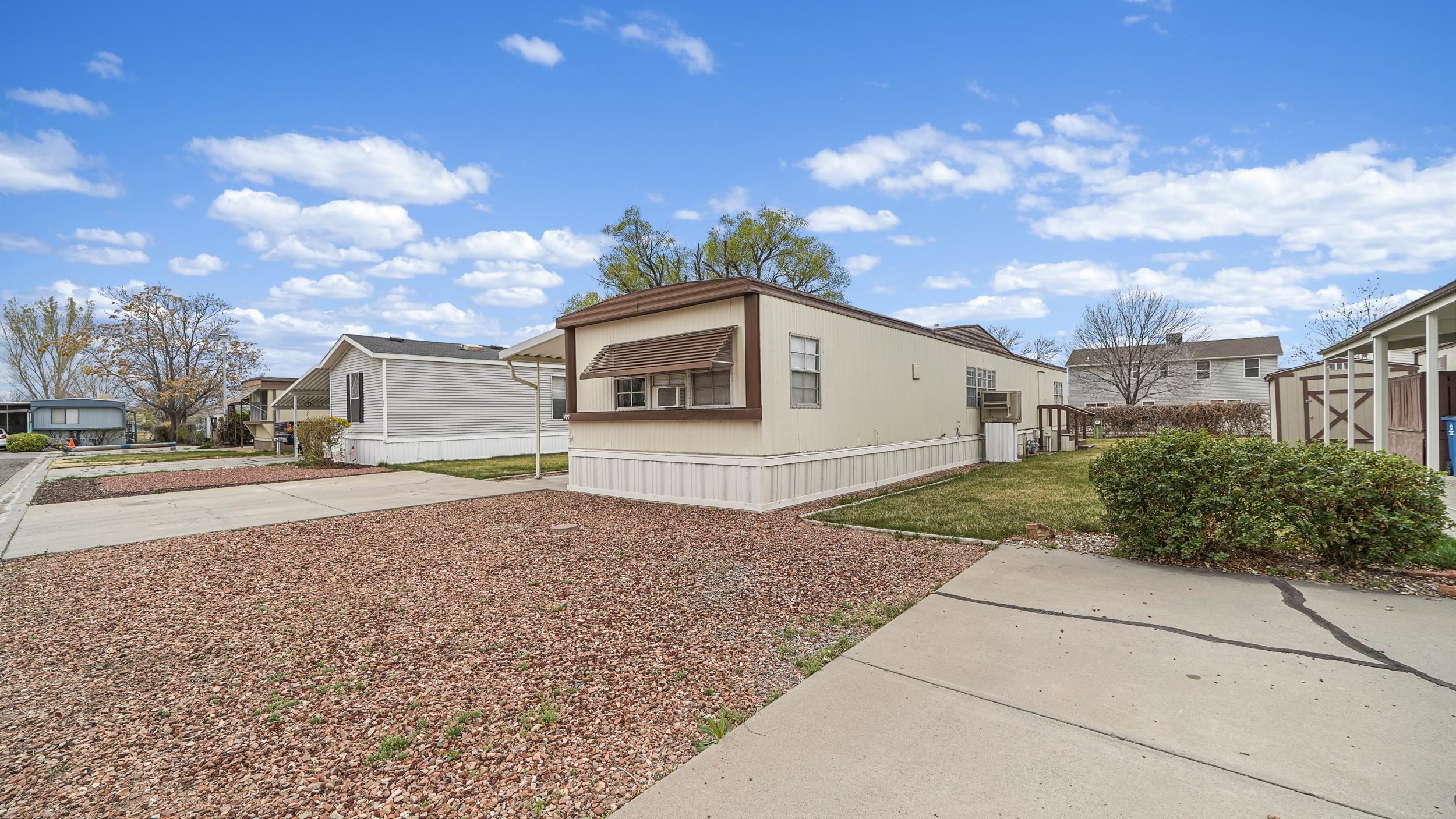 3251 E Road Property Photo 1