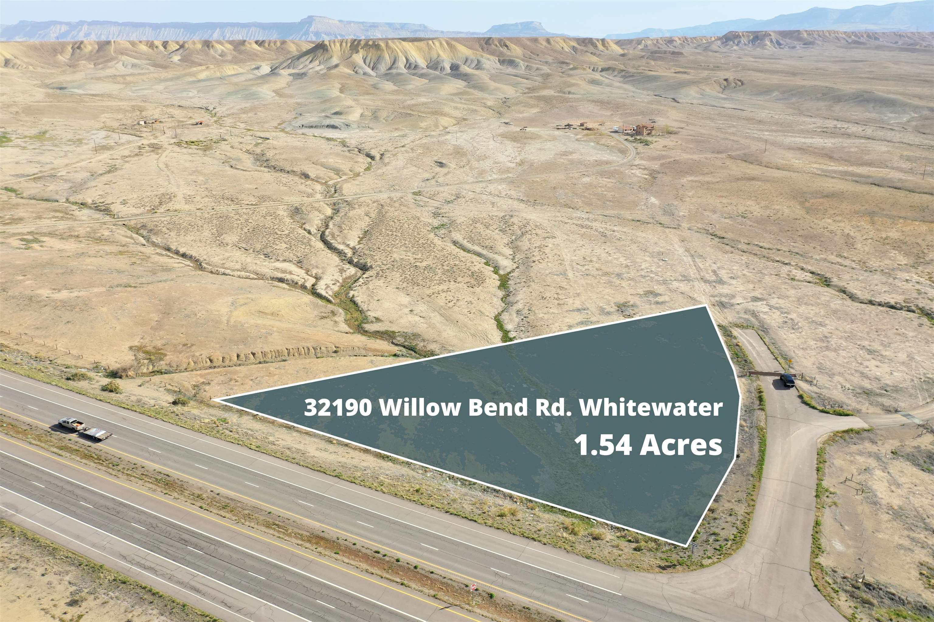 32190 Willow Bend Road Property Photo 1