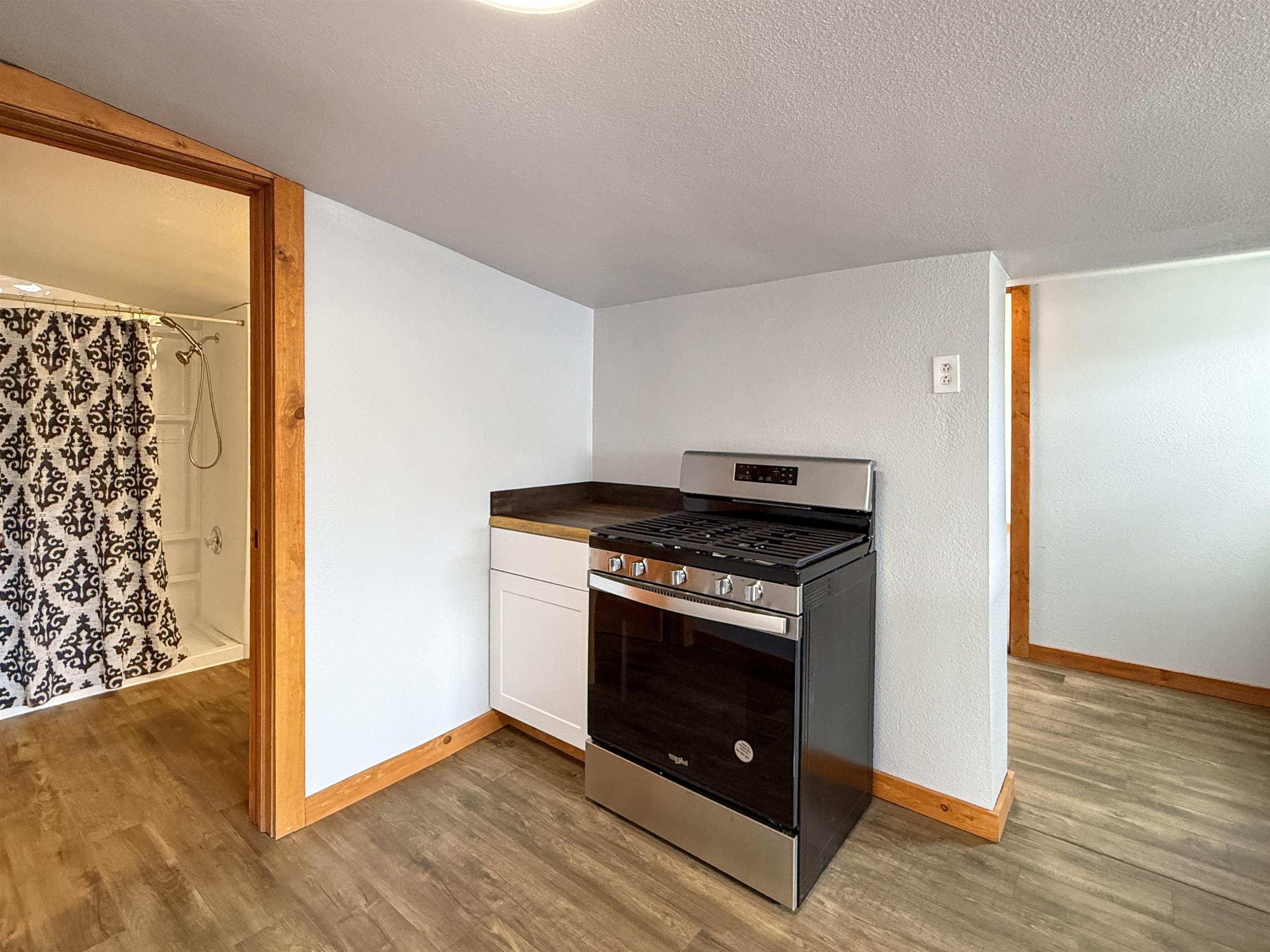1246 Meeker Street Property Photo 17