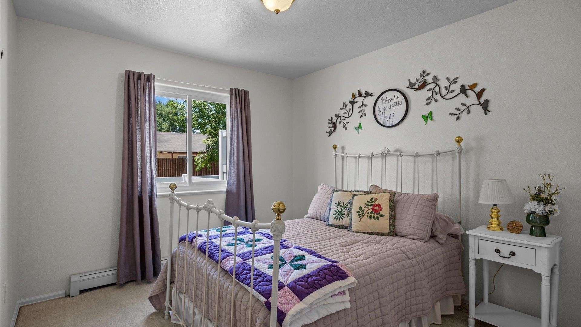 568 1/2 Villa Street Property Photo 11