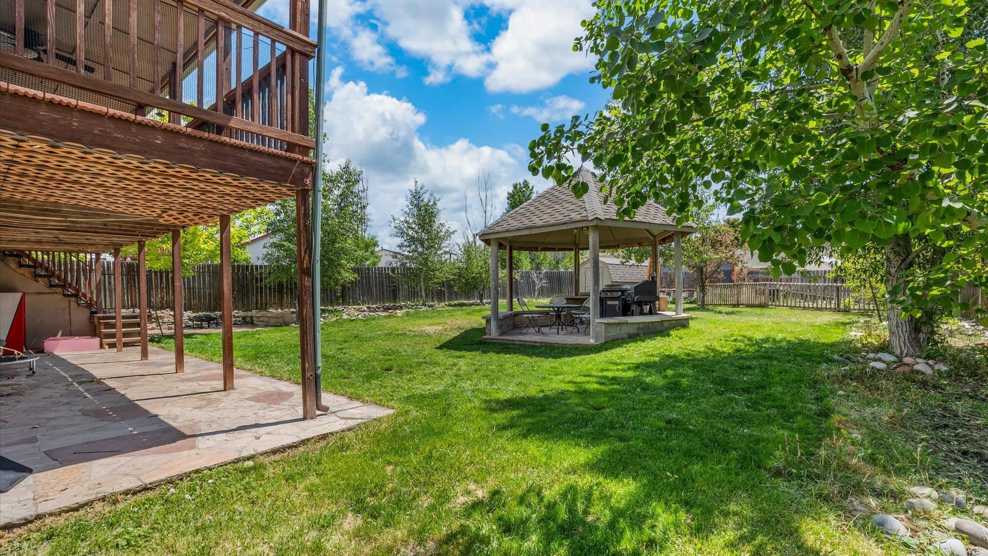 2460 Meadow Circle Property Photo 21