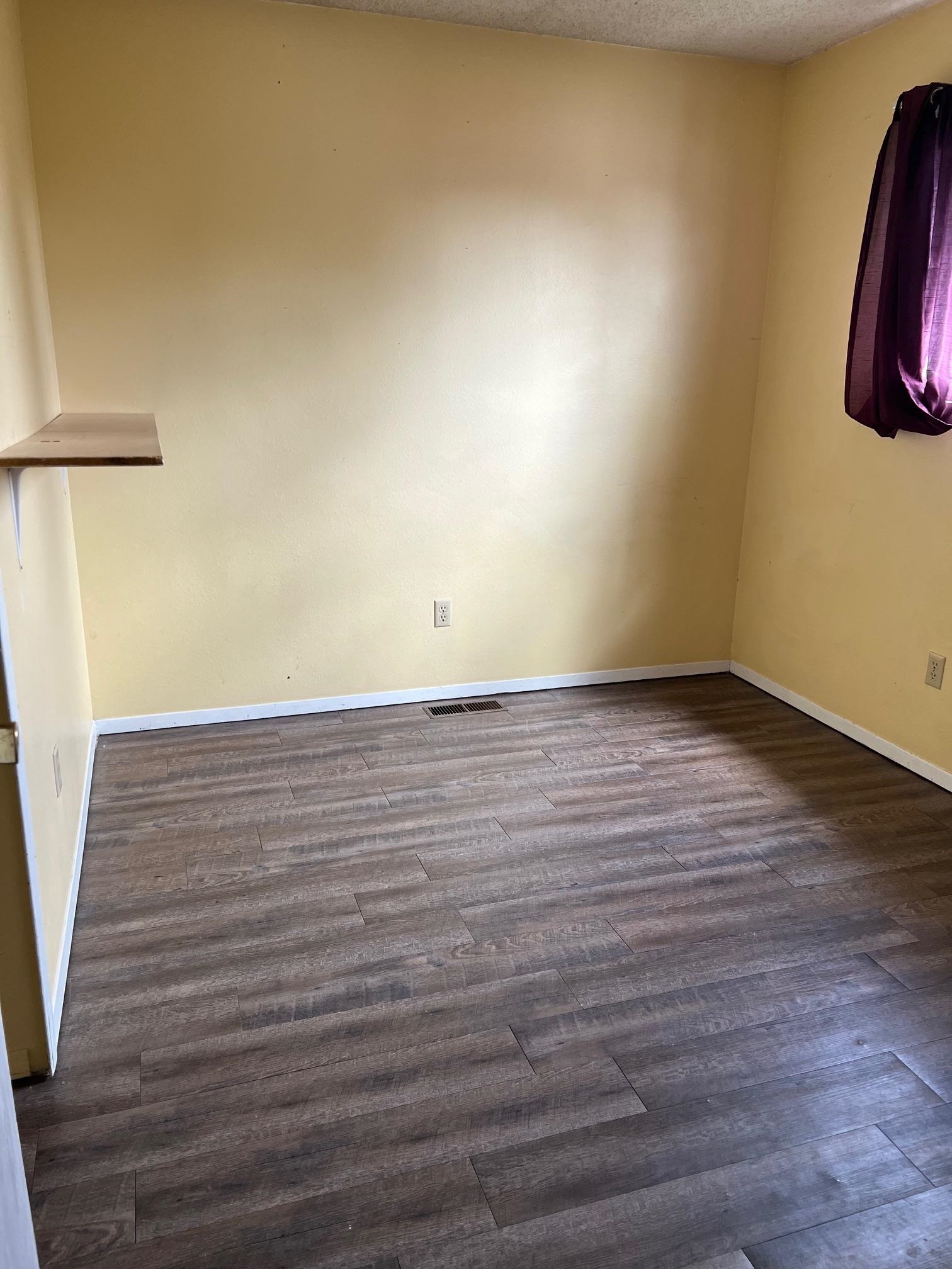 878 Hill Street Property Photo 2