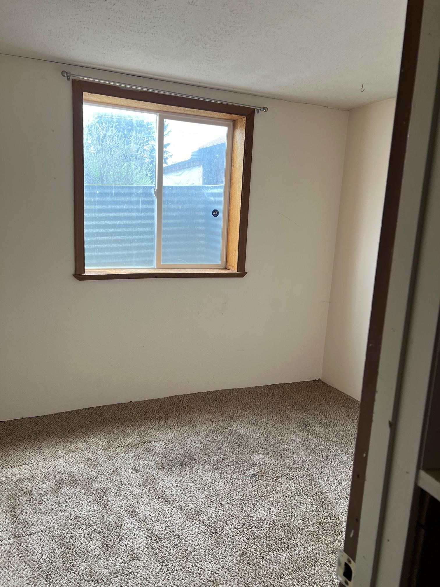 878 Hill Street Property Photo 5