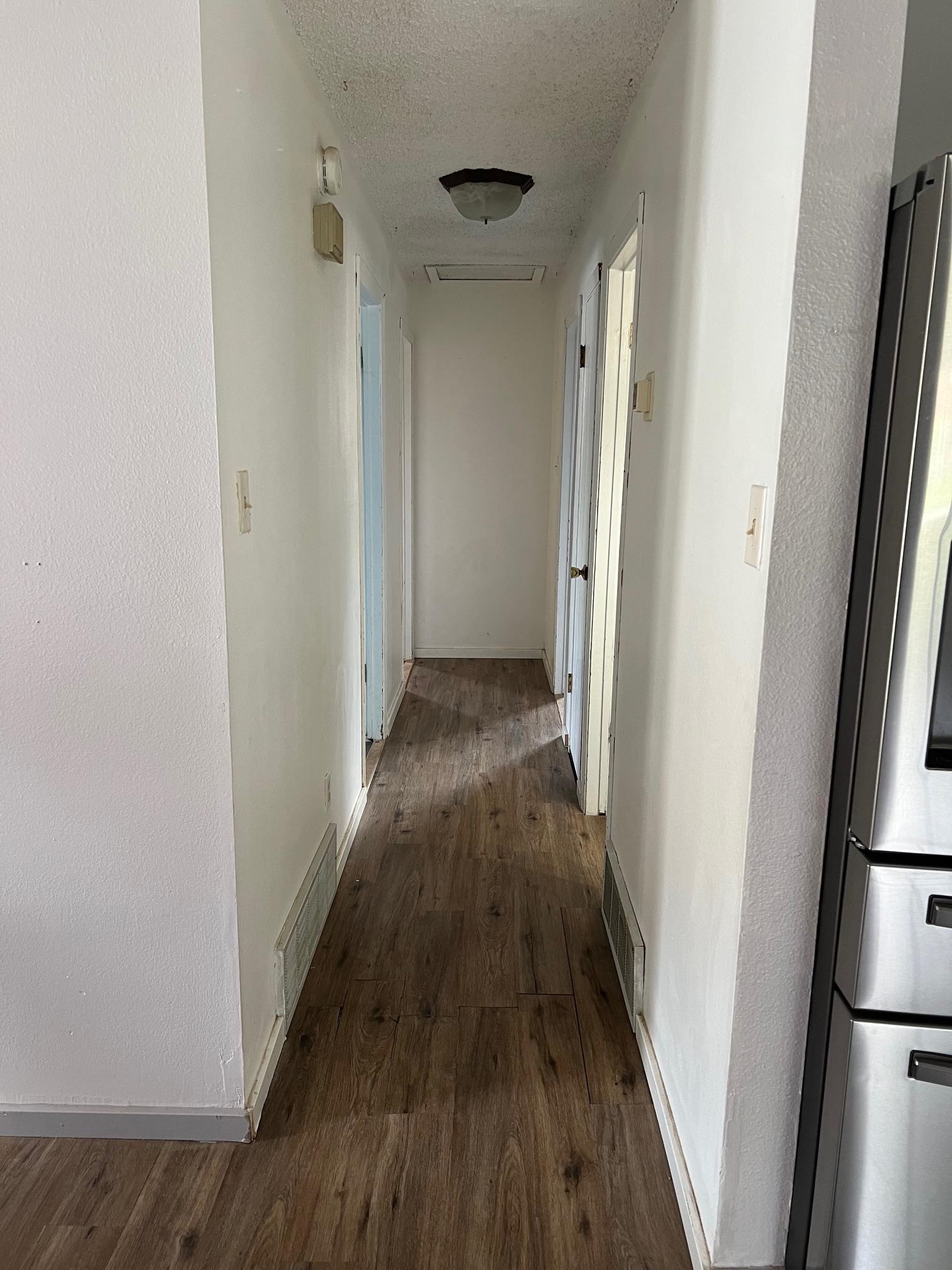 878 Hill Street Property Photo 8