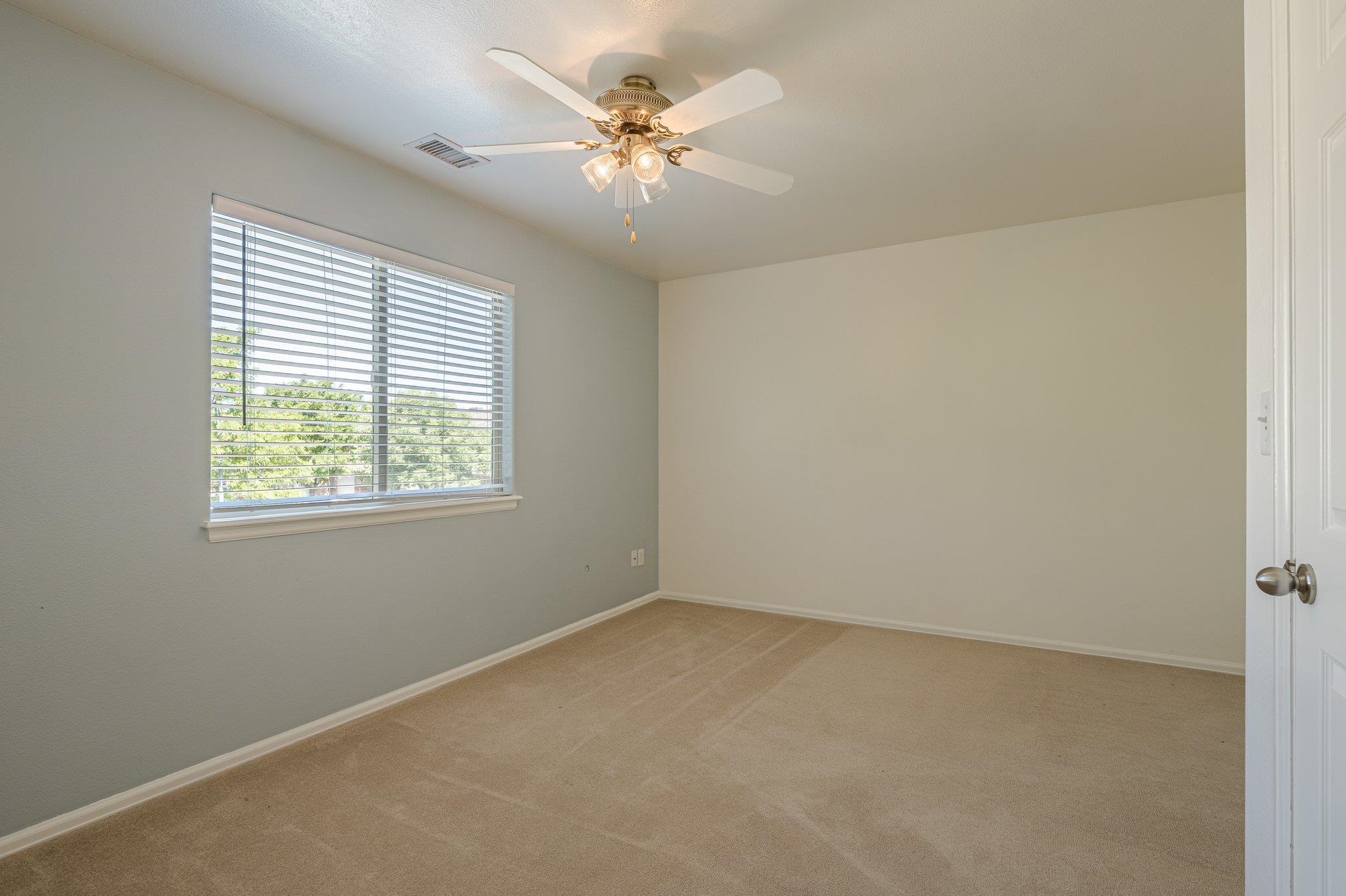 672 Pleasant Court Property Photo 15