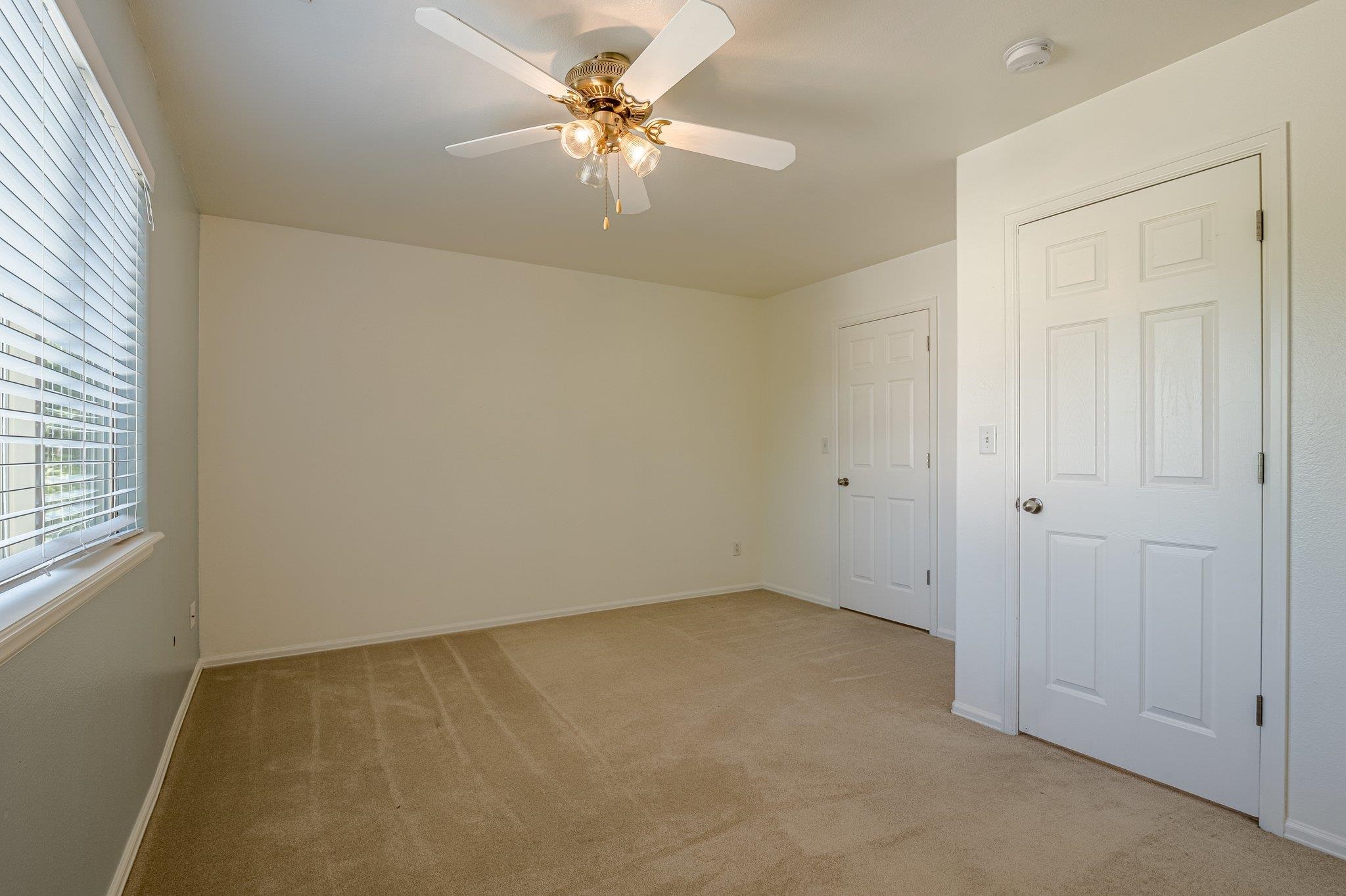 672 Pleasant Court Property Photo 17