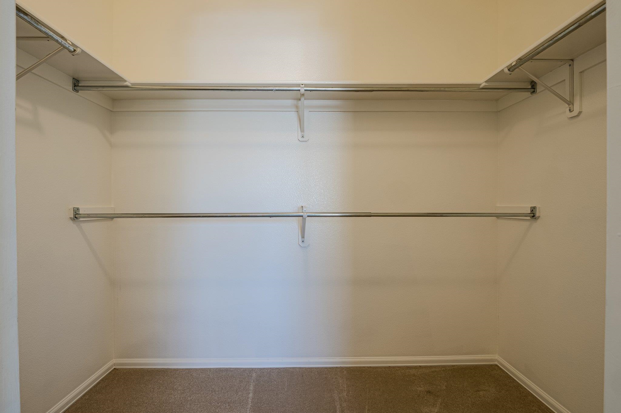 672 Pleasant Court Property Photo 18