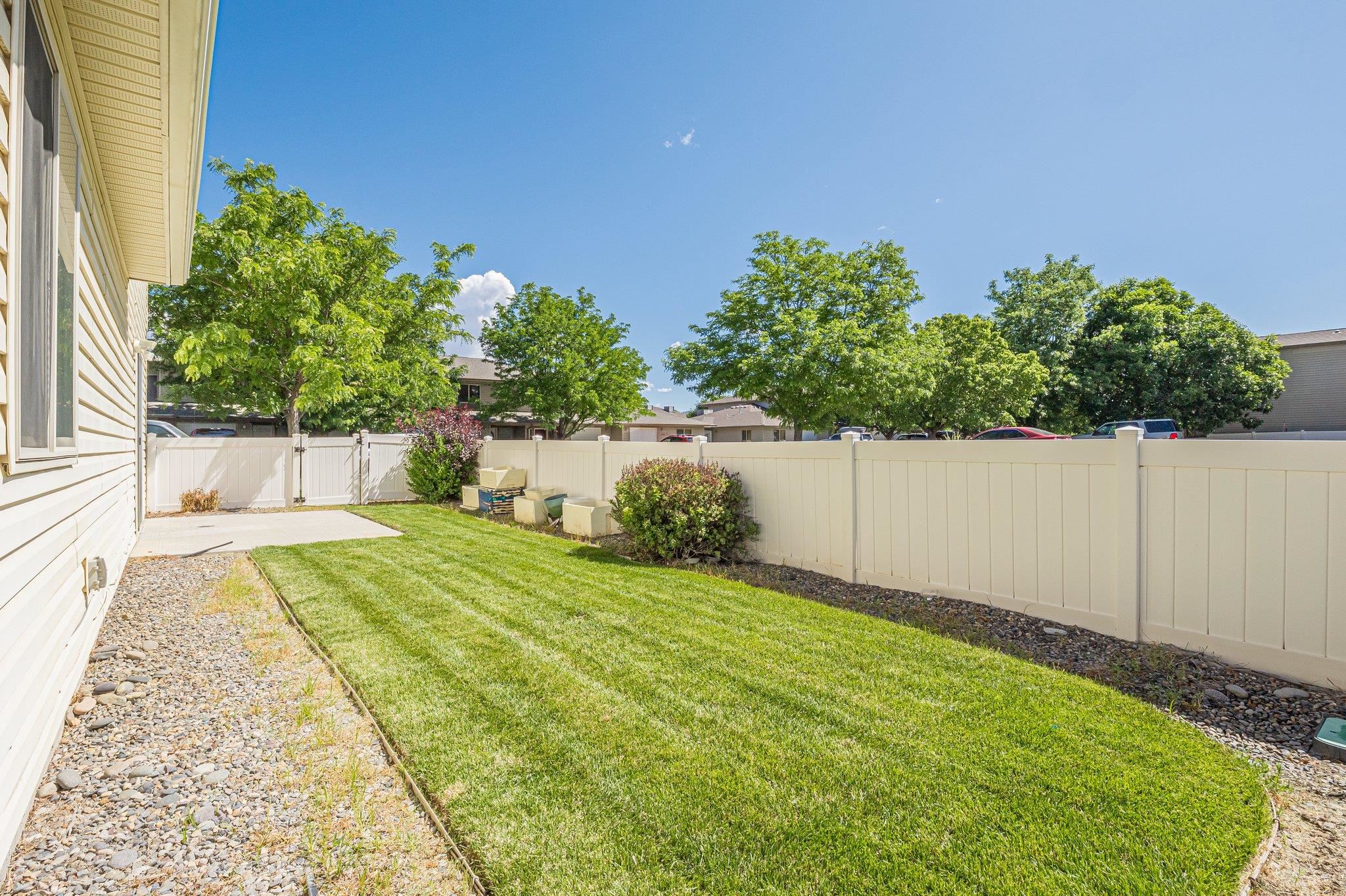 672 Pleasant Court Property Photo 26