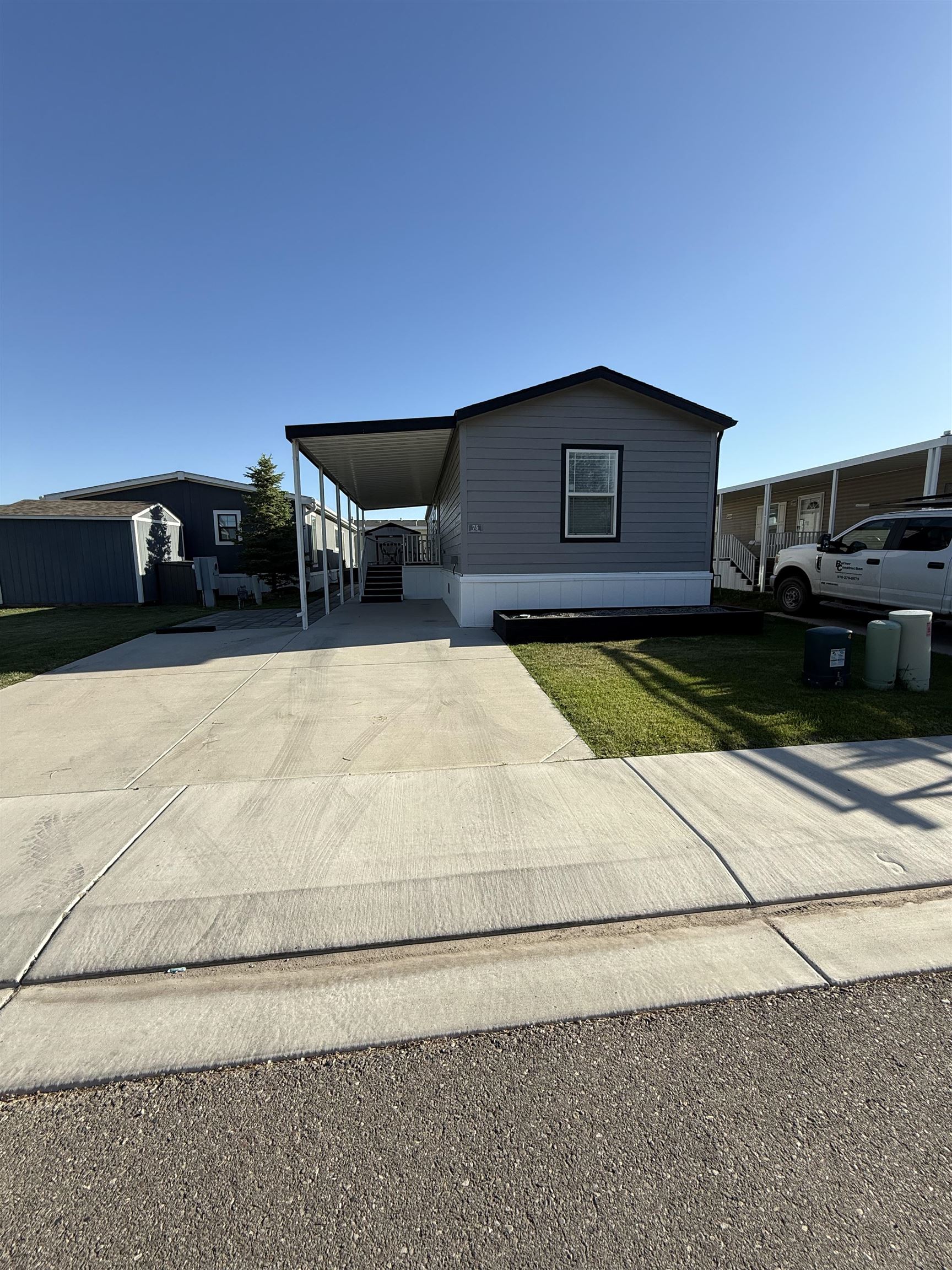 435 32 Road Property Photo 1