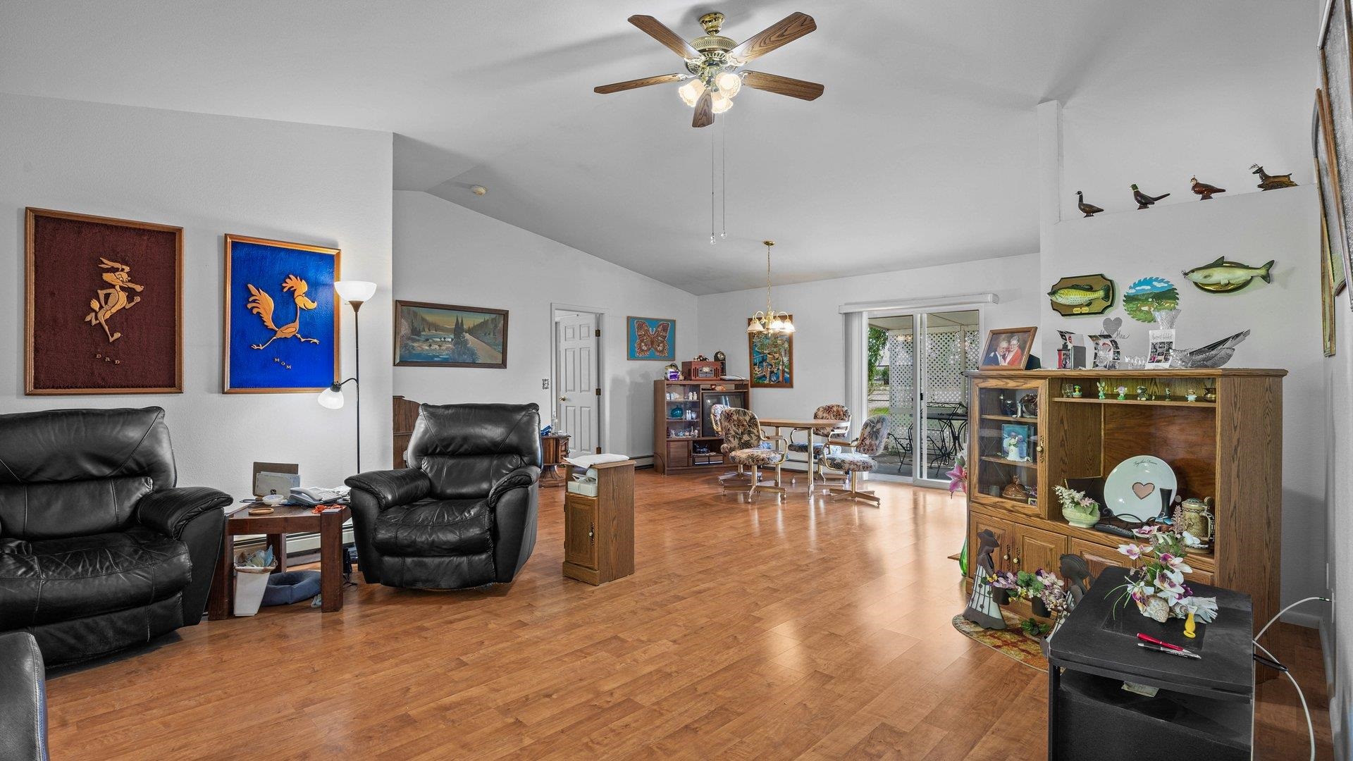 469 Seckel Street Property Photo 5