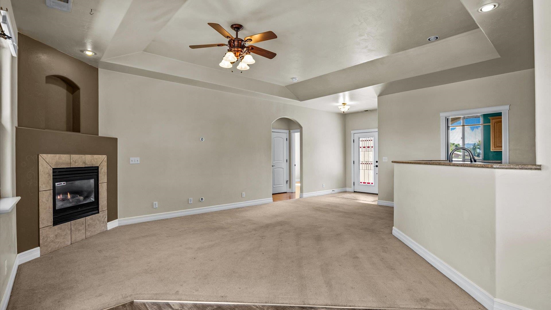 421 Marianne Drive Property Photo 6