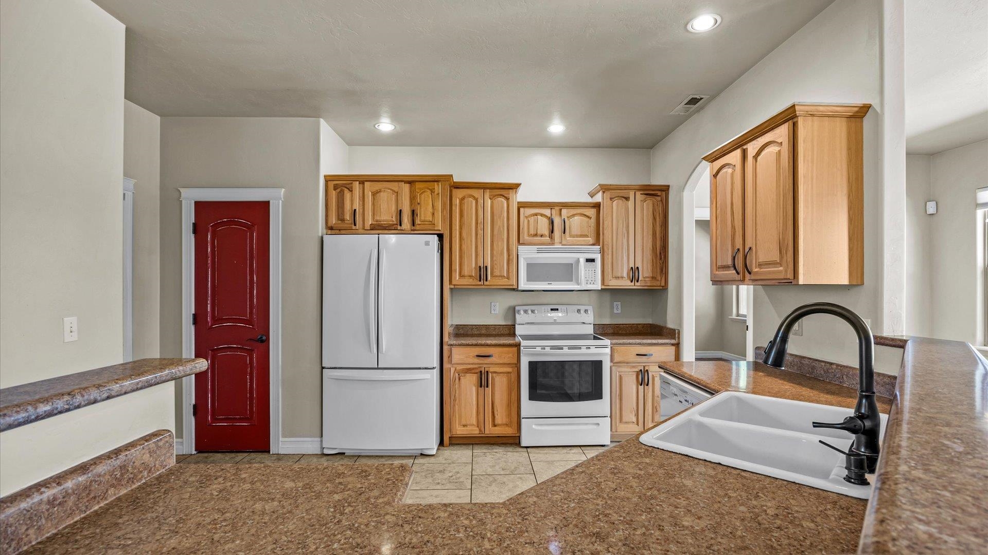 421 Marianne Drive Property Photo 10