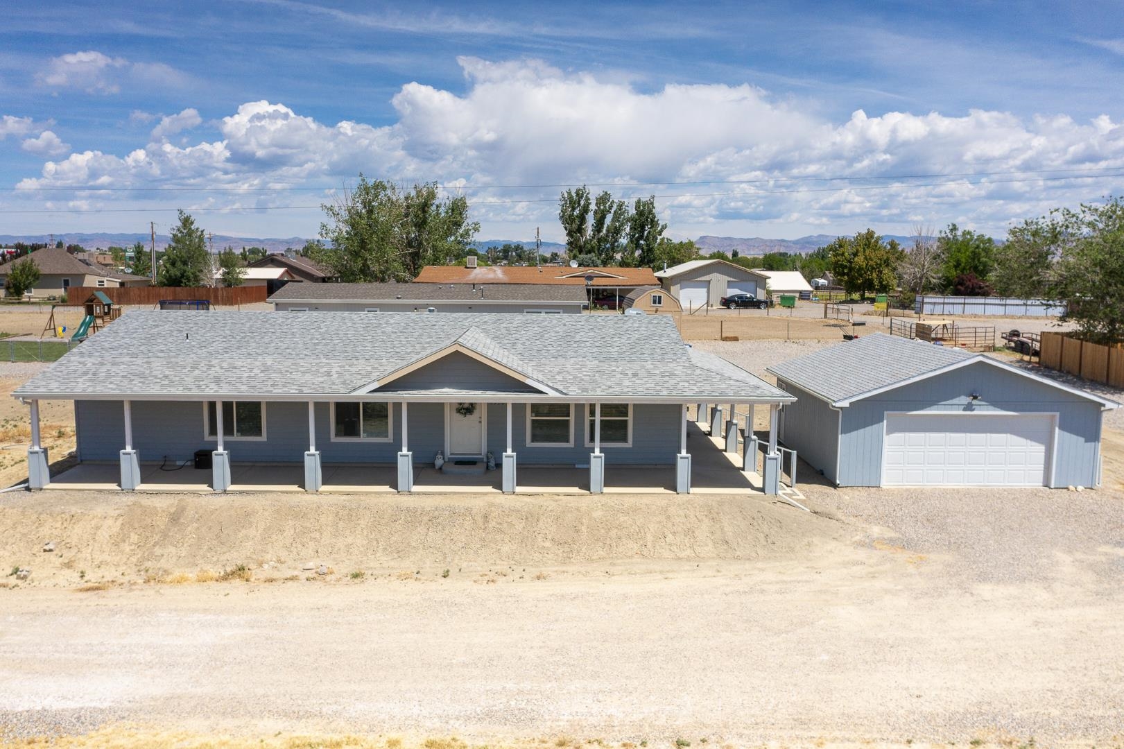 1330 13 Road Property Photo 1