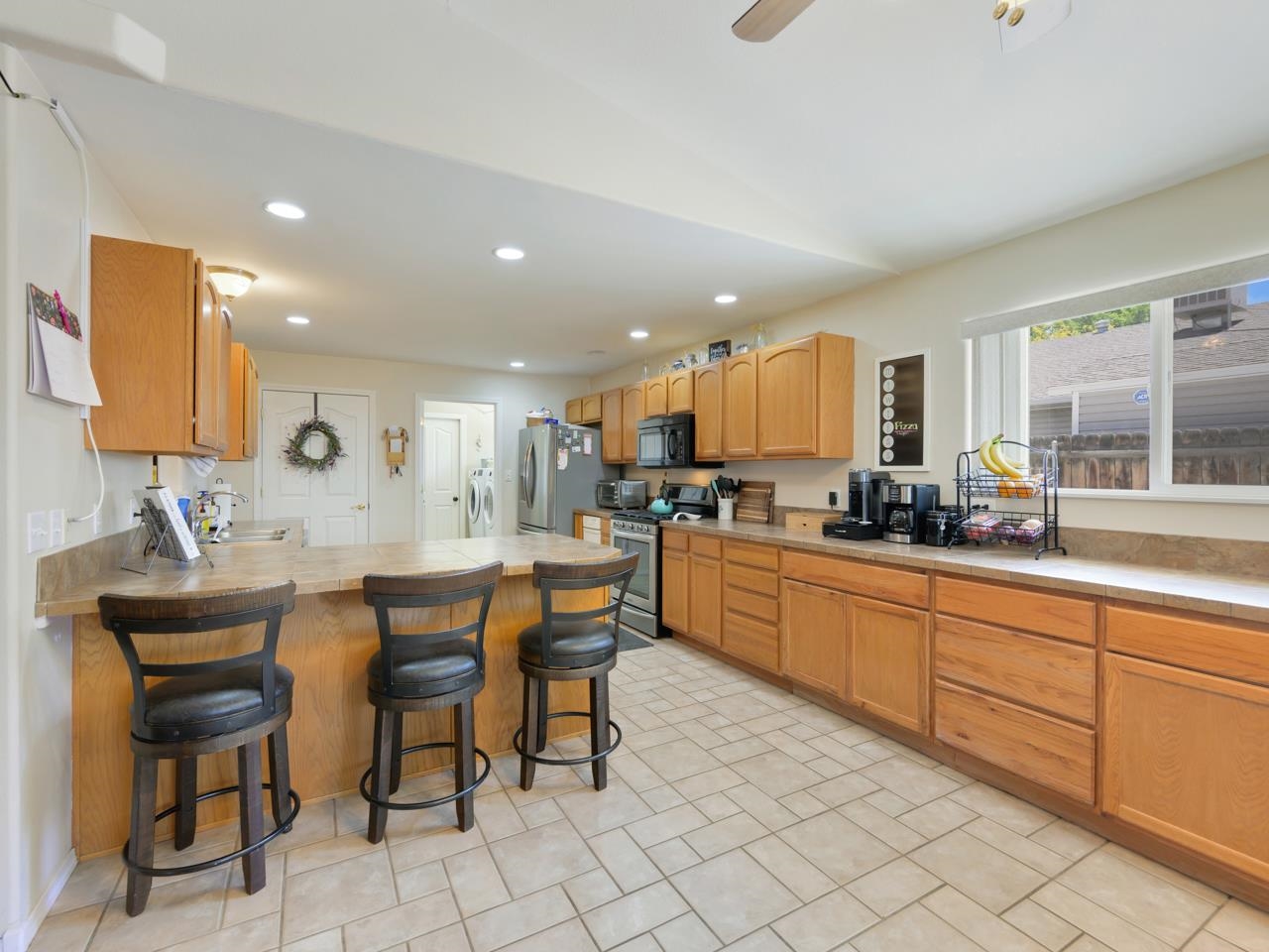 219 Mansfield Court Property Photo 10