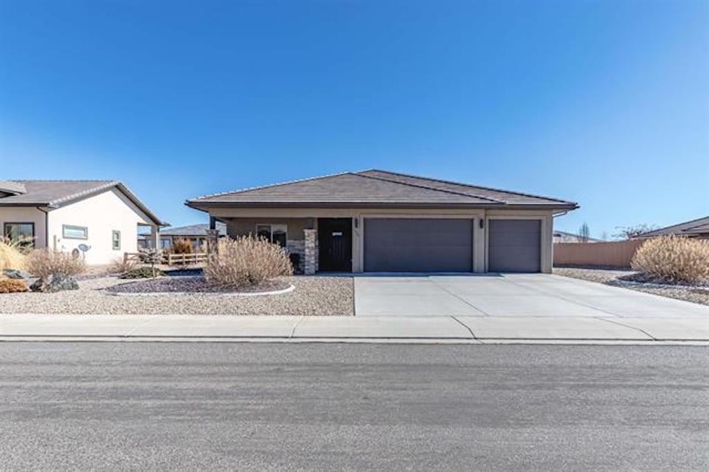 1326 Fairway Drive
