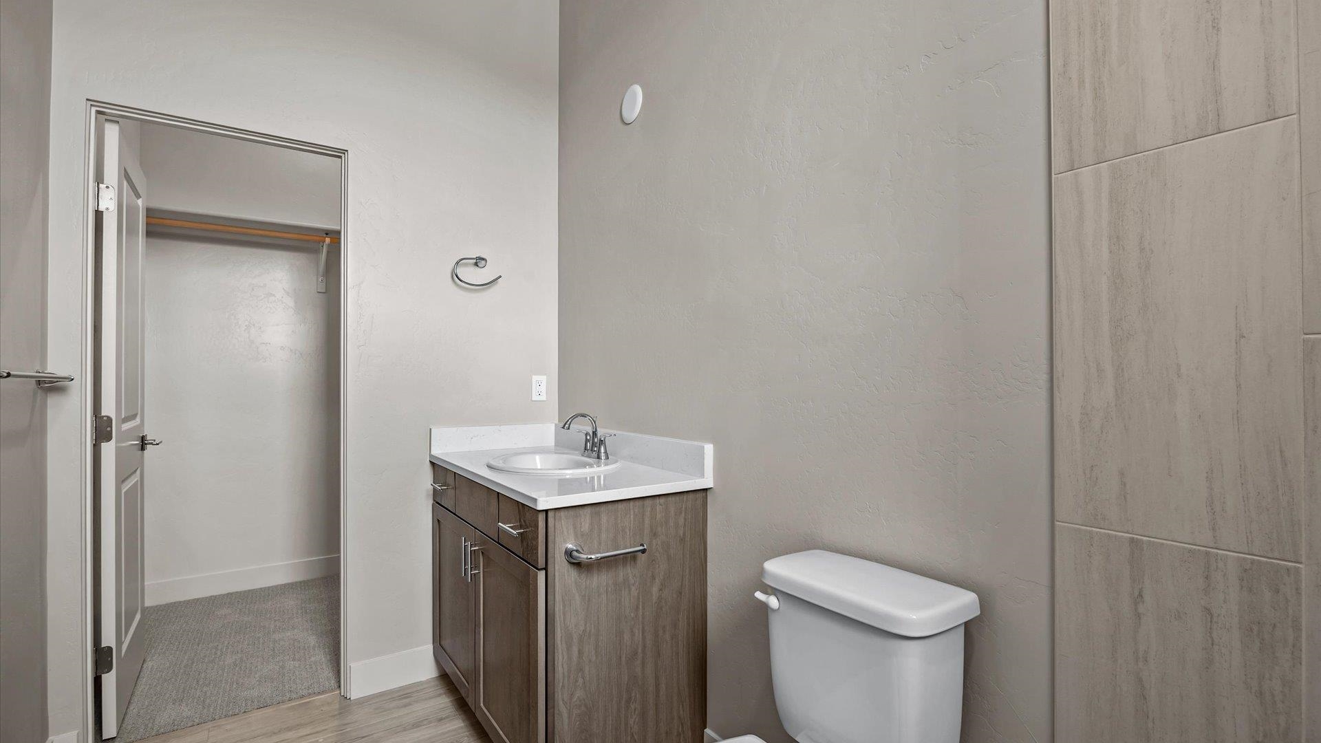 392 W Ridges Boulevard Property Photo 24