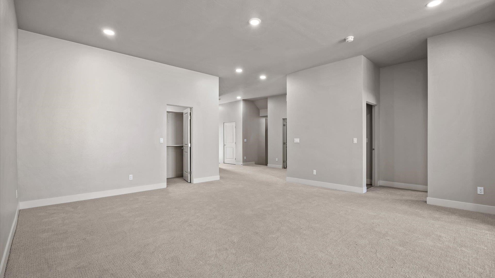 392 W Ridges Boulevard Property Photo 33
