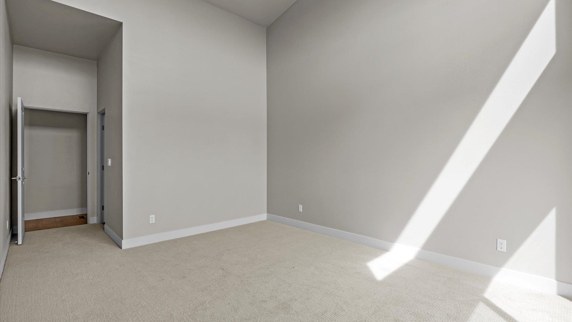 392 W Ridges Boulevard Property Photo 29