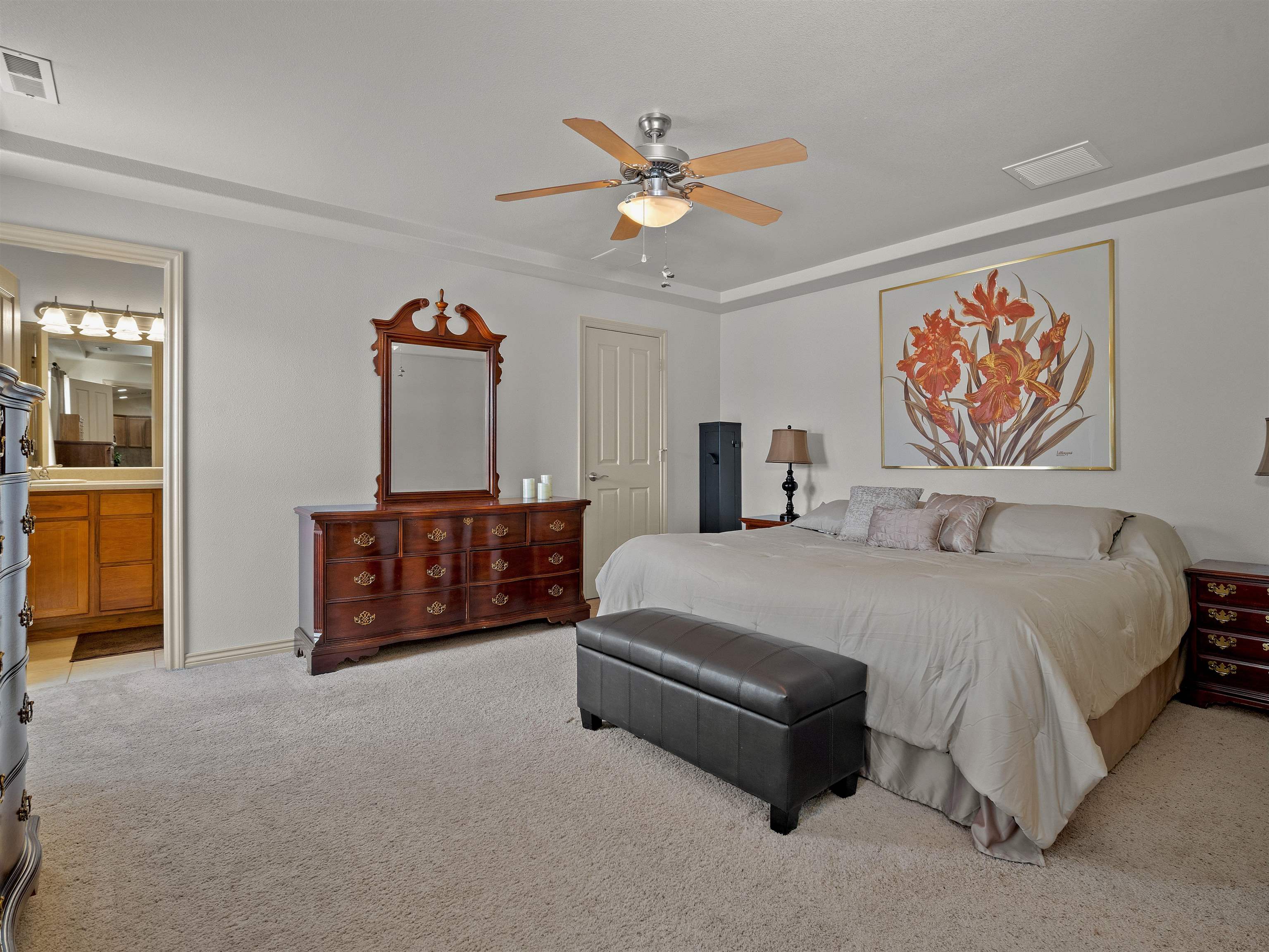 908 Kaley Street Property Photo 17