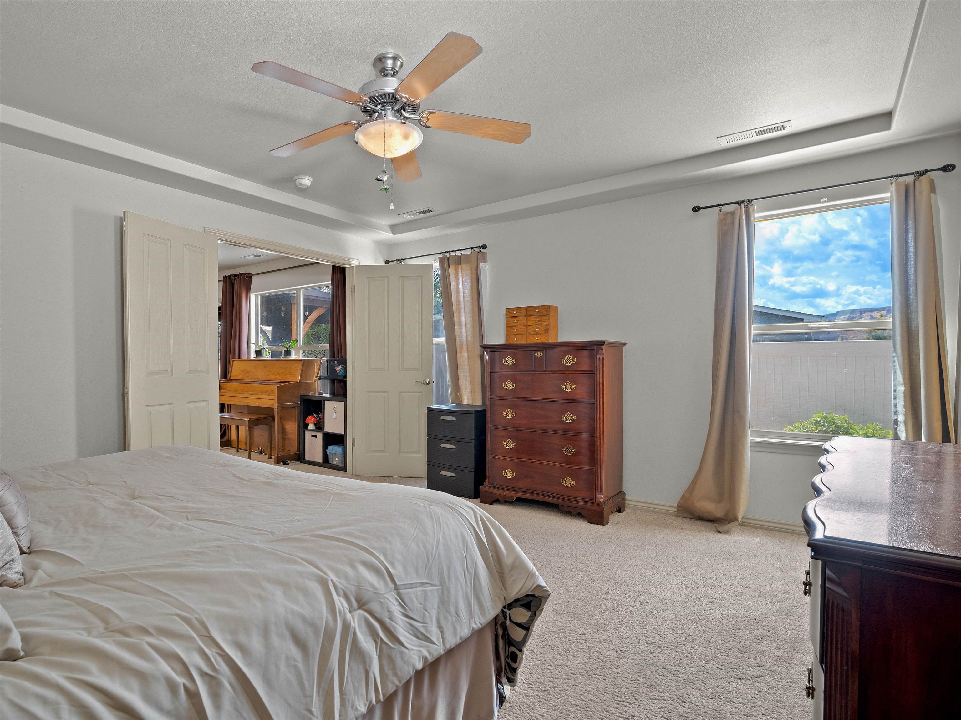 908 Kaley Street Property Photo 18