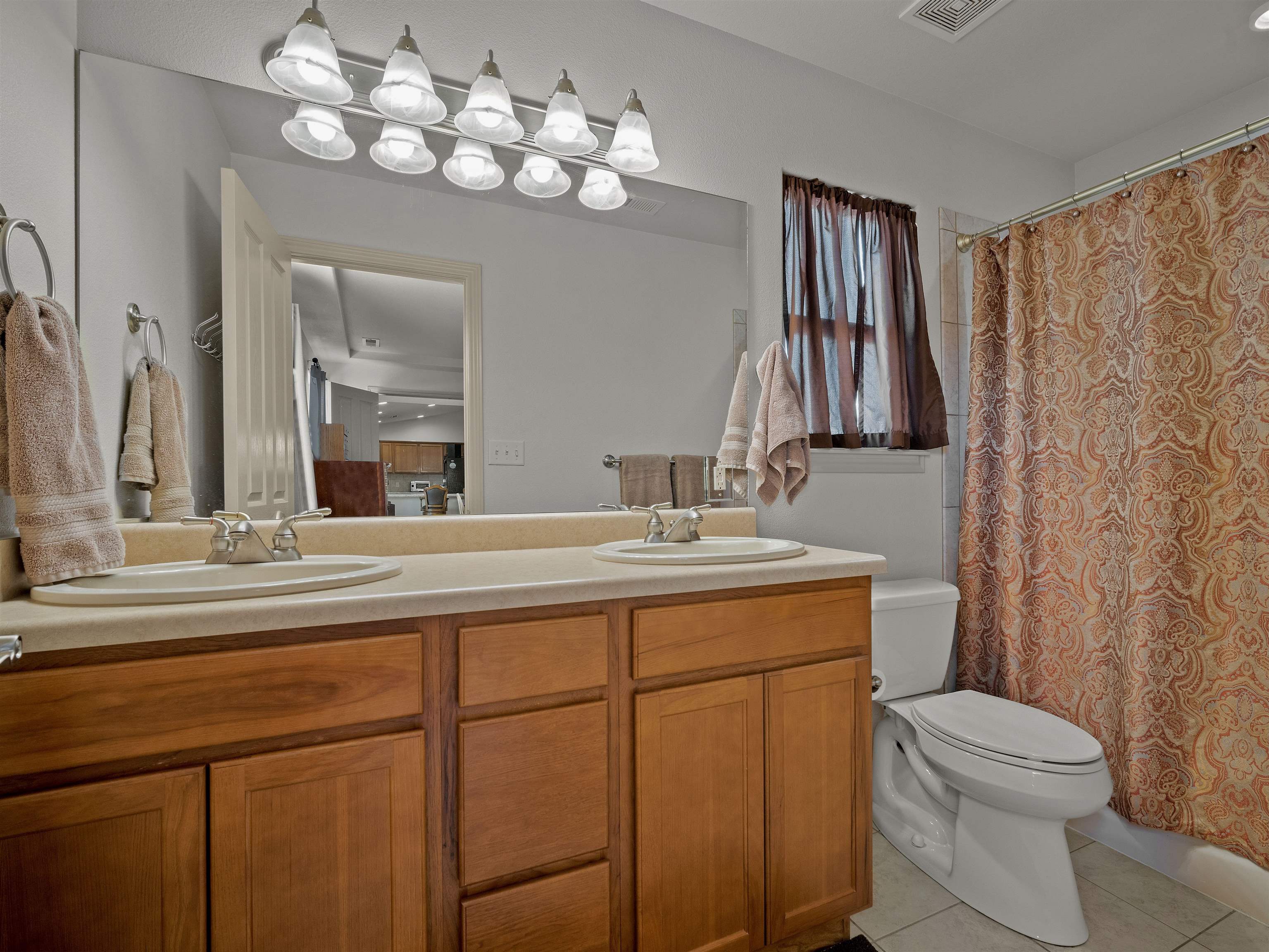 908 Kaley Street Property Photo 19