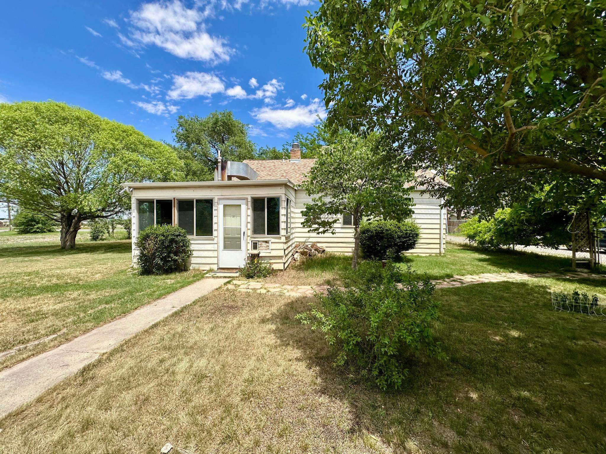 2983 D 1/2 Road Property Photo 2