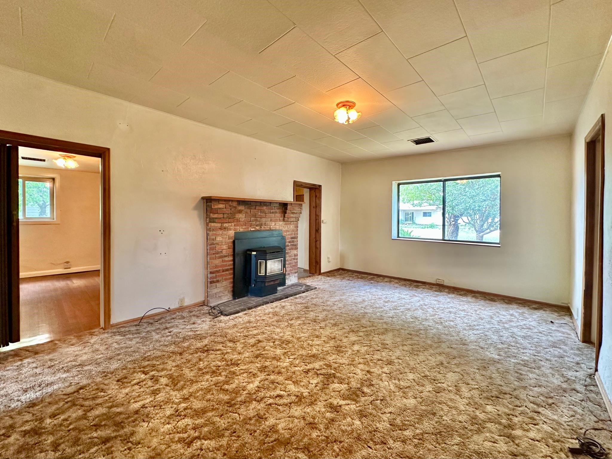 2983 D 1/2 Road Property Photo 3