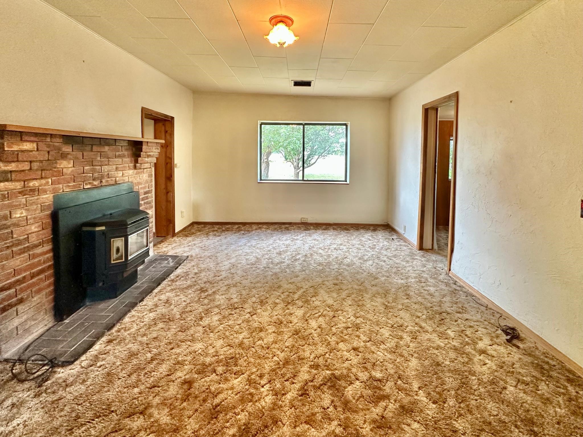 2983 D 1/2 Road Property Photo 5