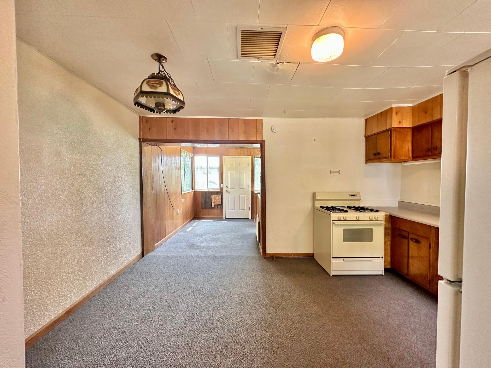 2983 D 1/2 Road Property Photo 12