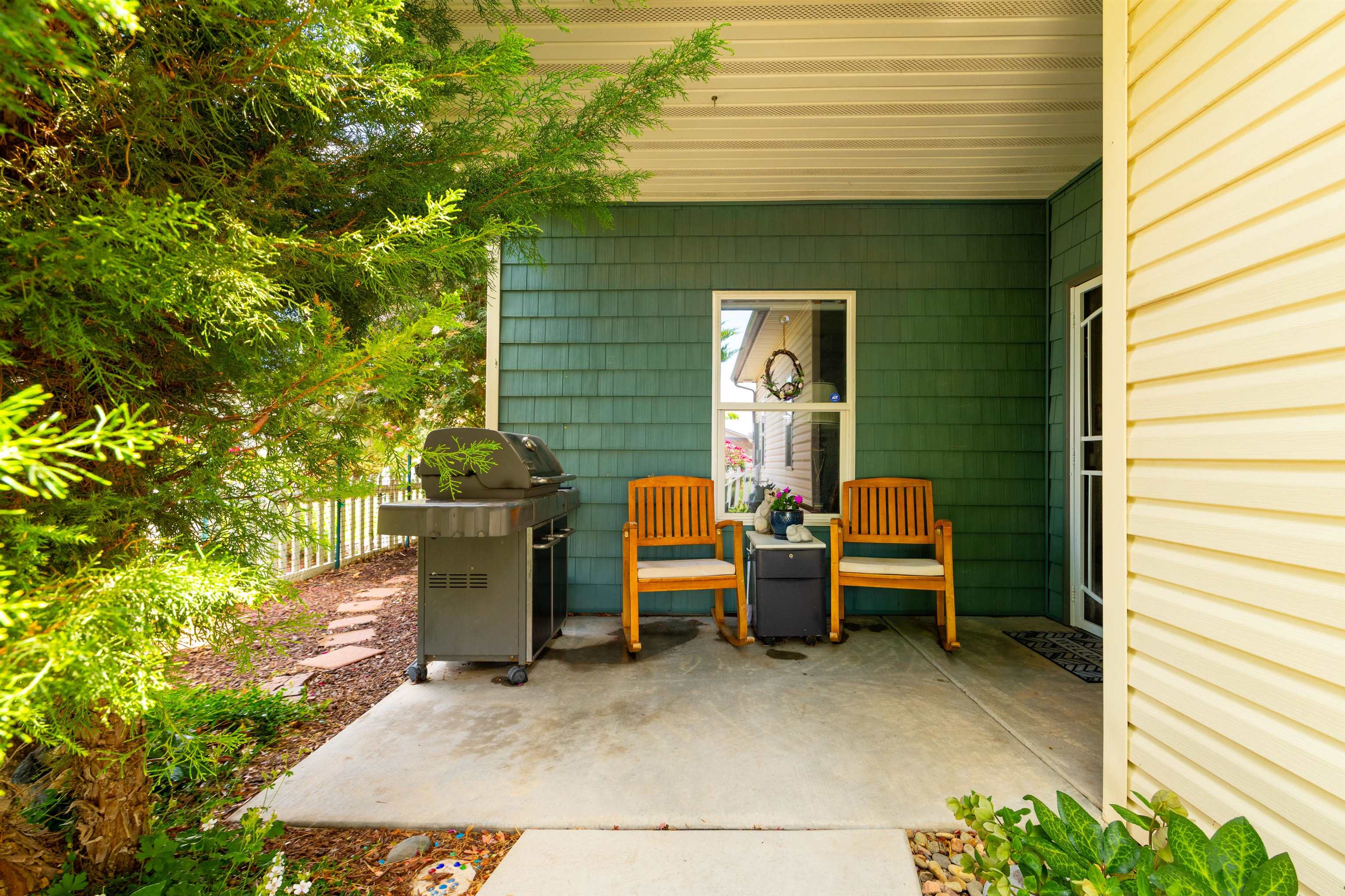 578 1/2 Willoughby Street Property Photo 19