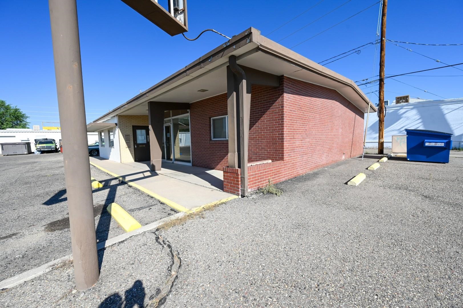 1700 I-70 Business Loop Property Photo 3