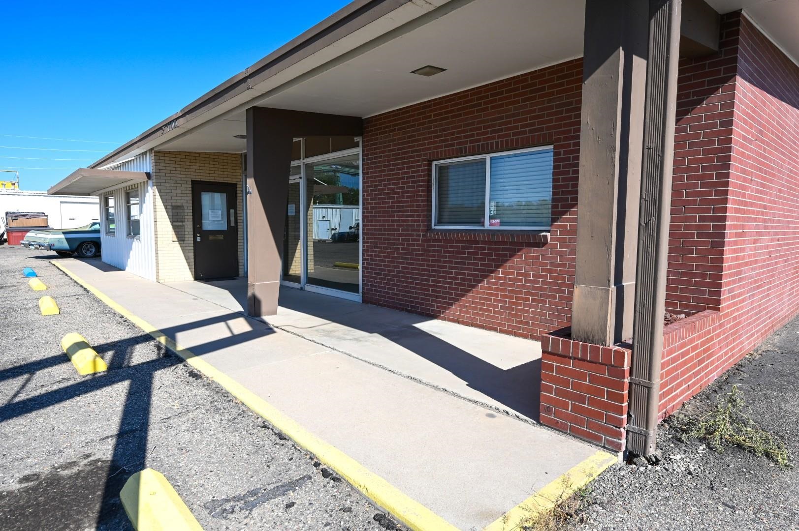 1700 I-70 Business Loop Property Photo 4