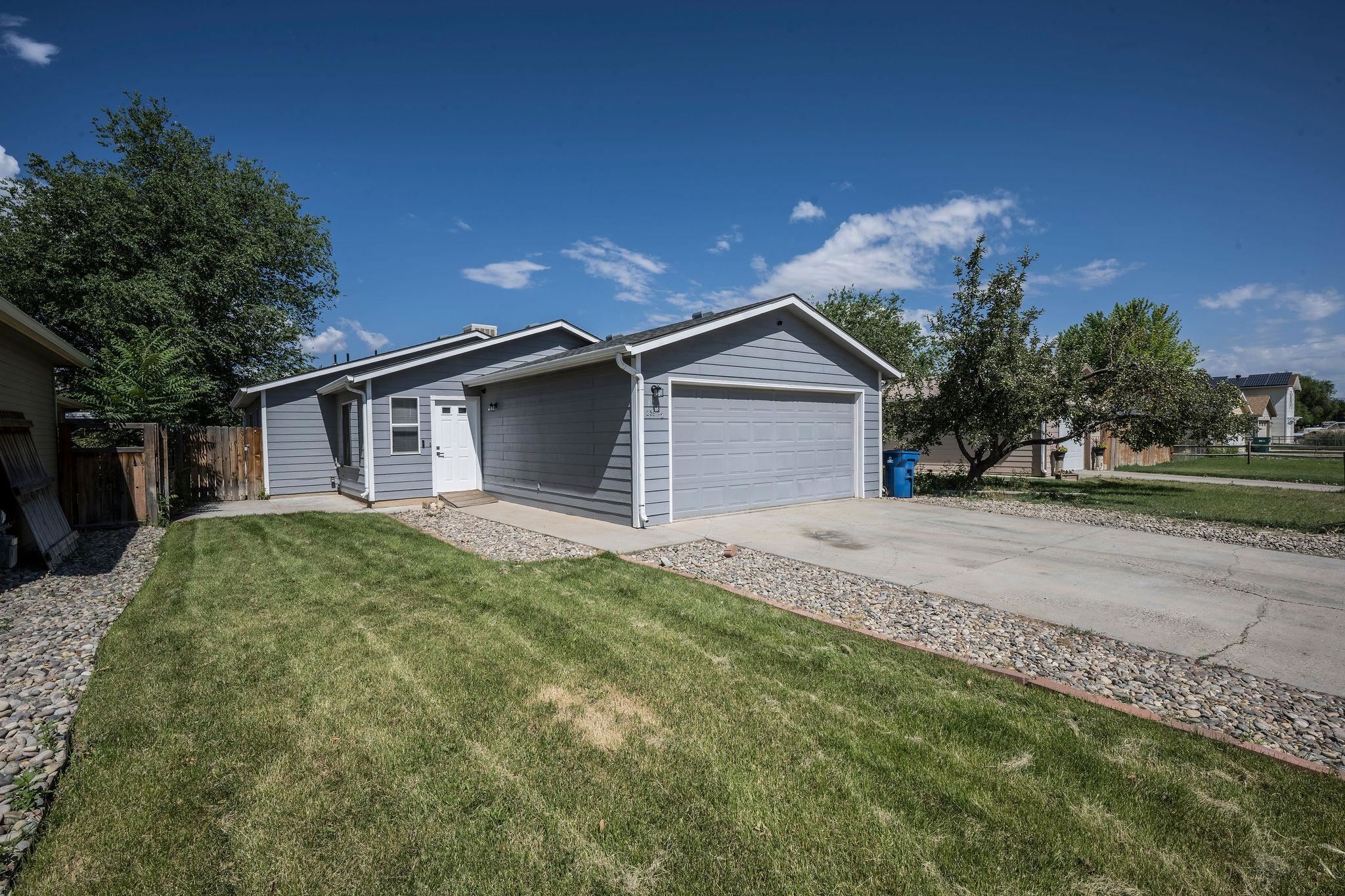 259 1/2 Beacon Court Property Photo 1