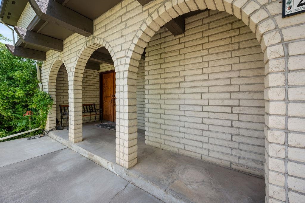 2720 N 8th Court