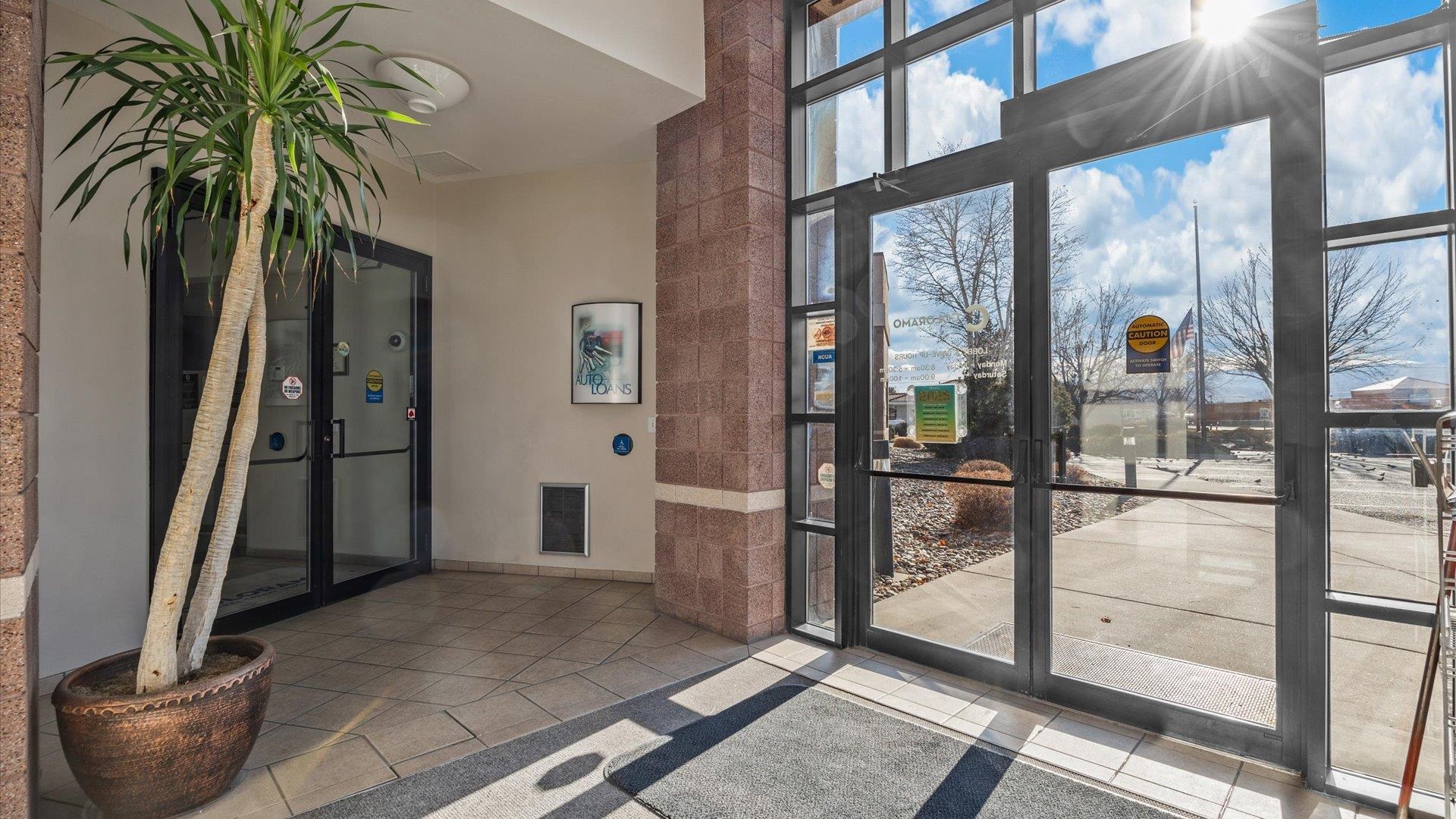 516 28 Road Property Photo 12
