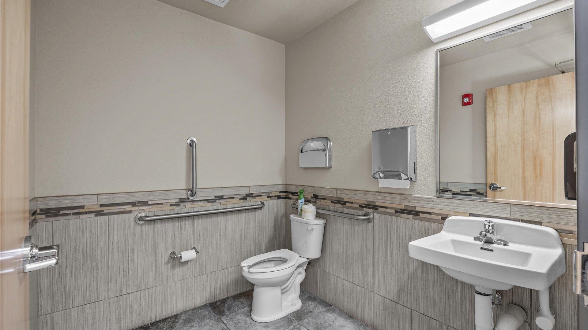 516 28 Road Property Photo 37