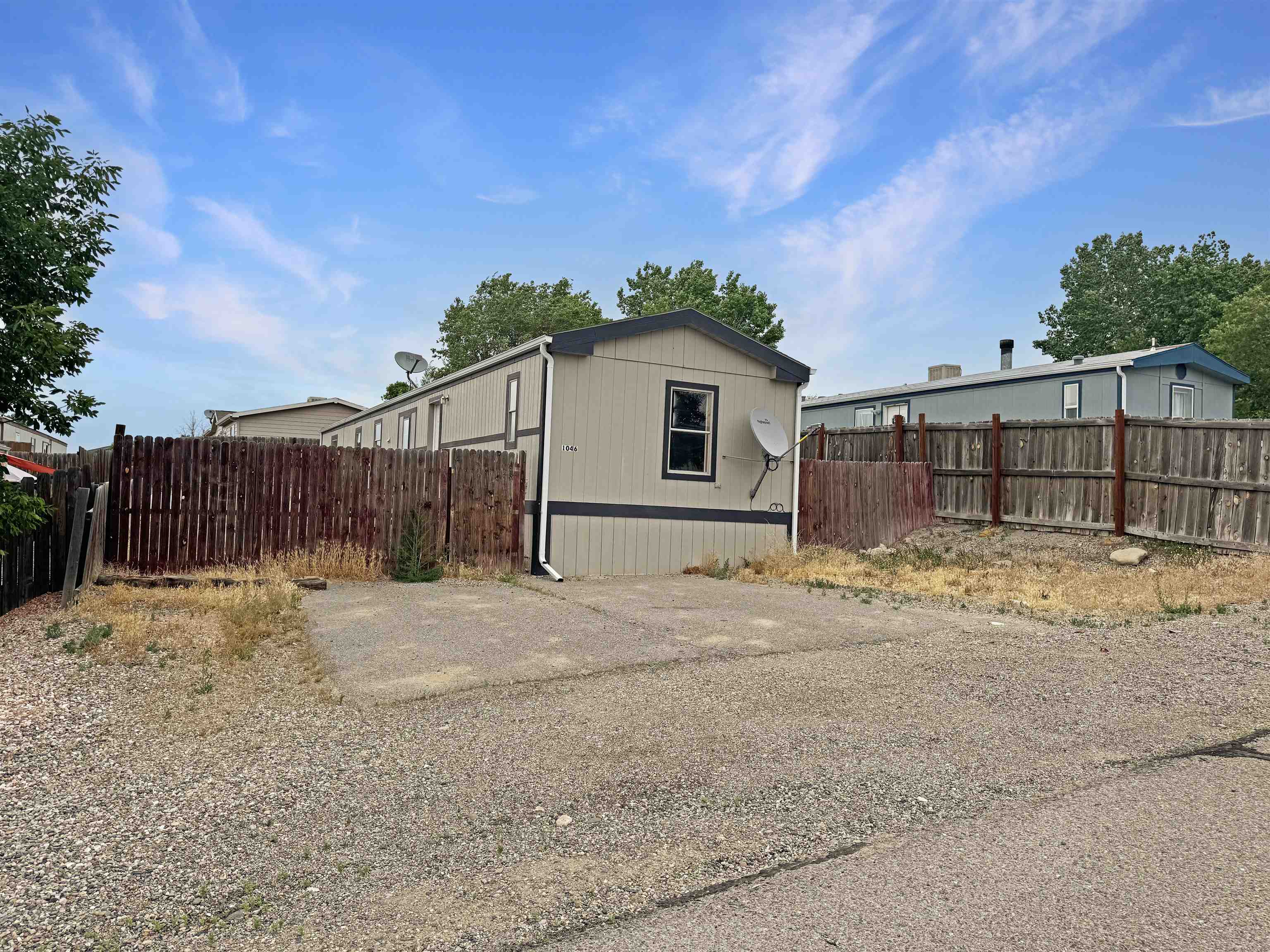 1046 Carbonera Avenue Property Photo 1