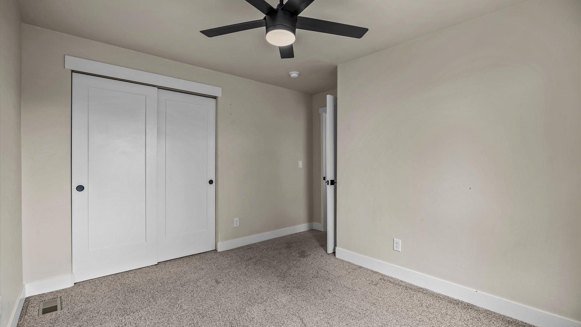 3312 E 1/4 Road Property Photo 27