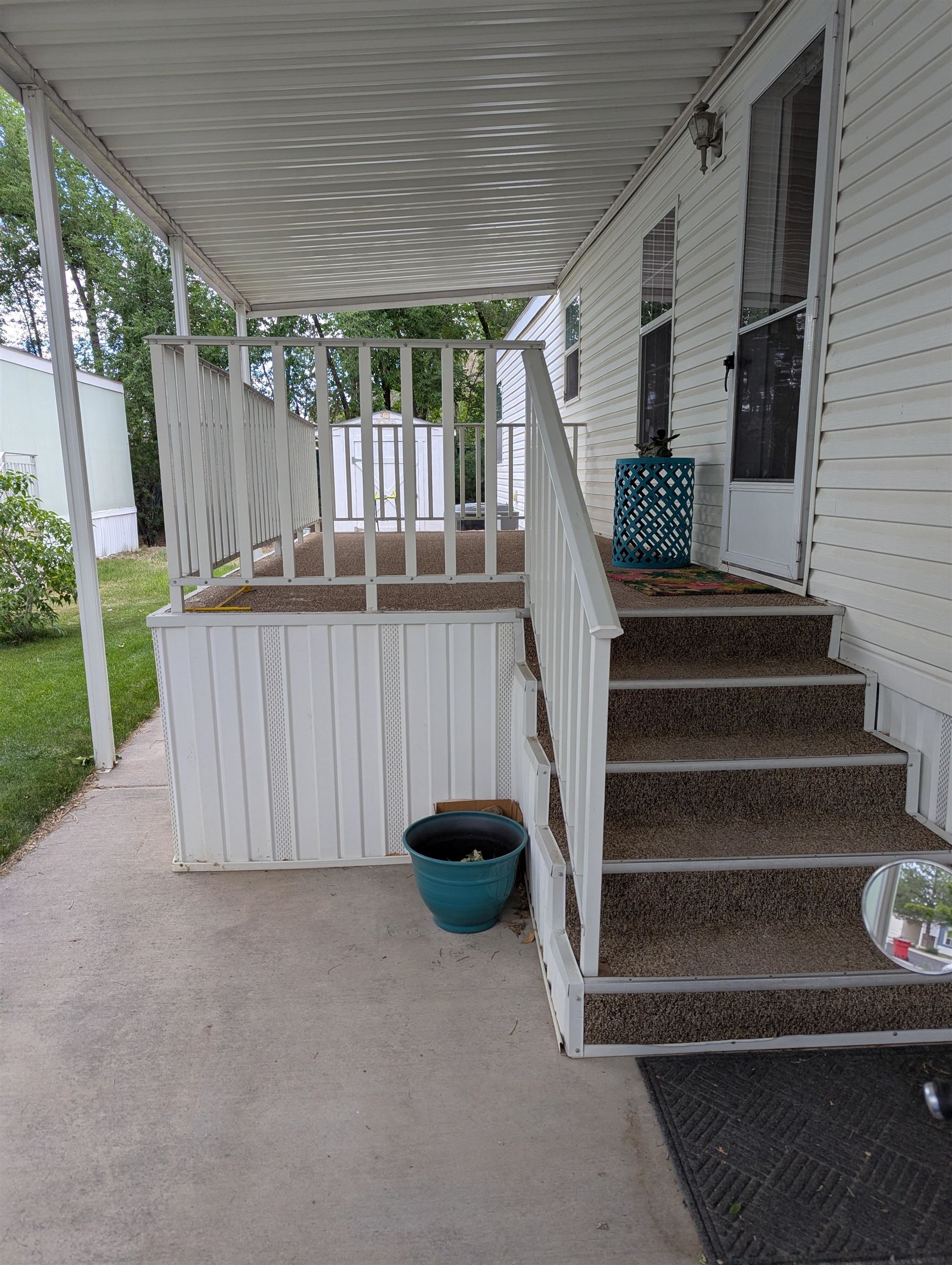 435 32 Road Property Photo 2