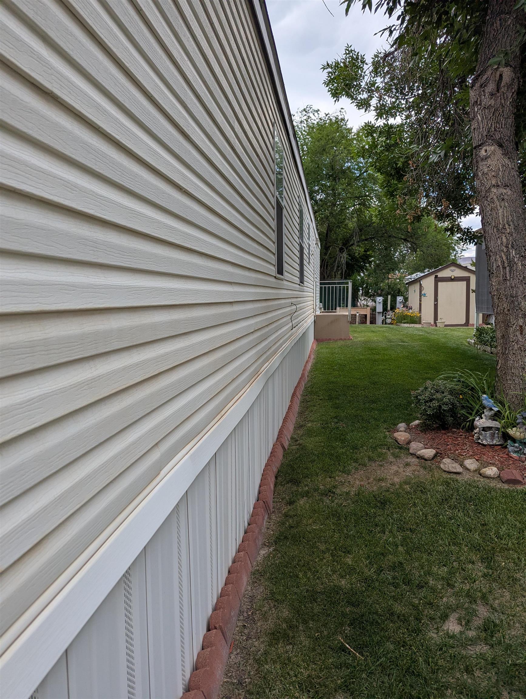 435 32 Road Property Photo 16
