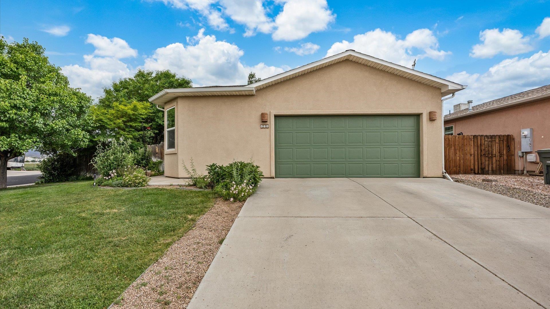 413 Chert Drive Property Photo 1