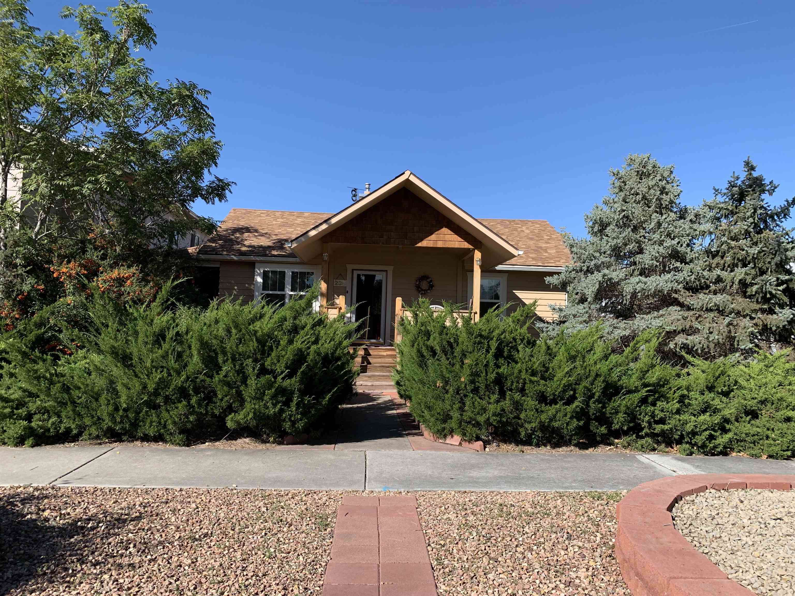 236 Gunnison Avenue Property Photo