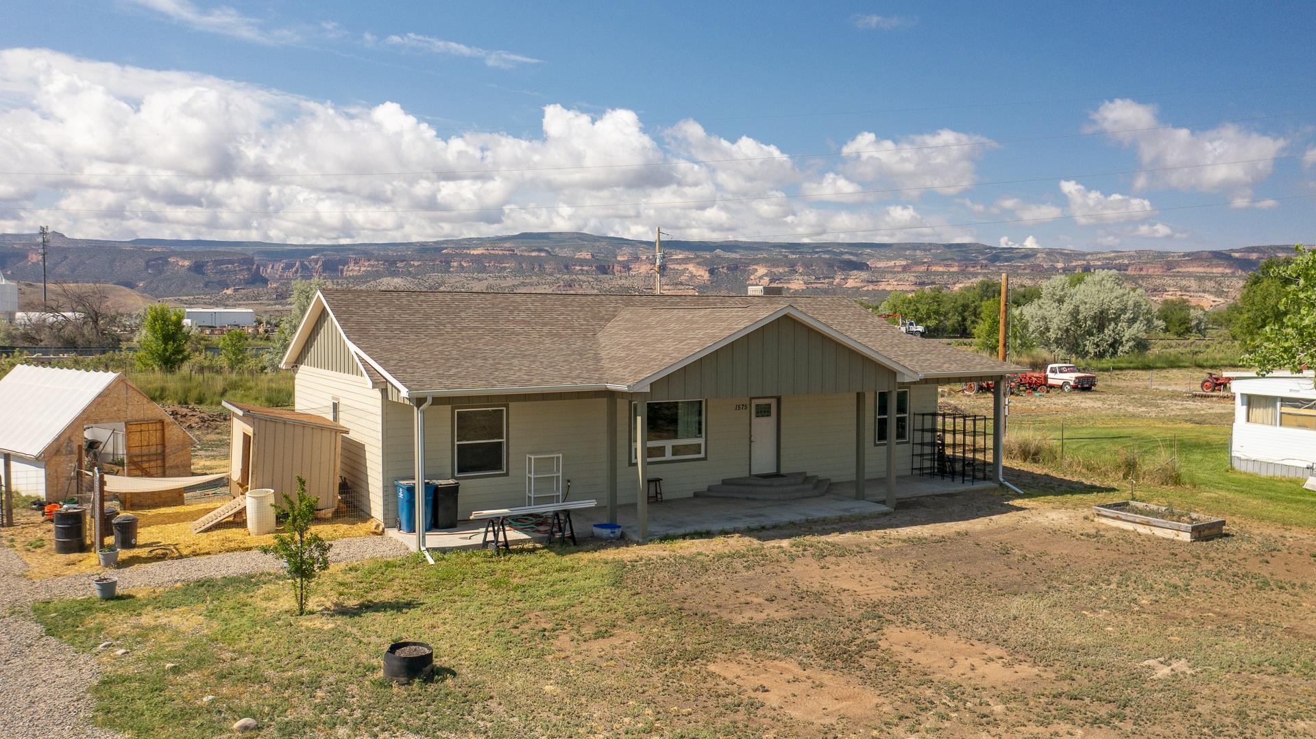 1575 S Eden Drive Property Photo 9