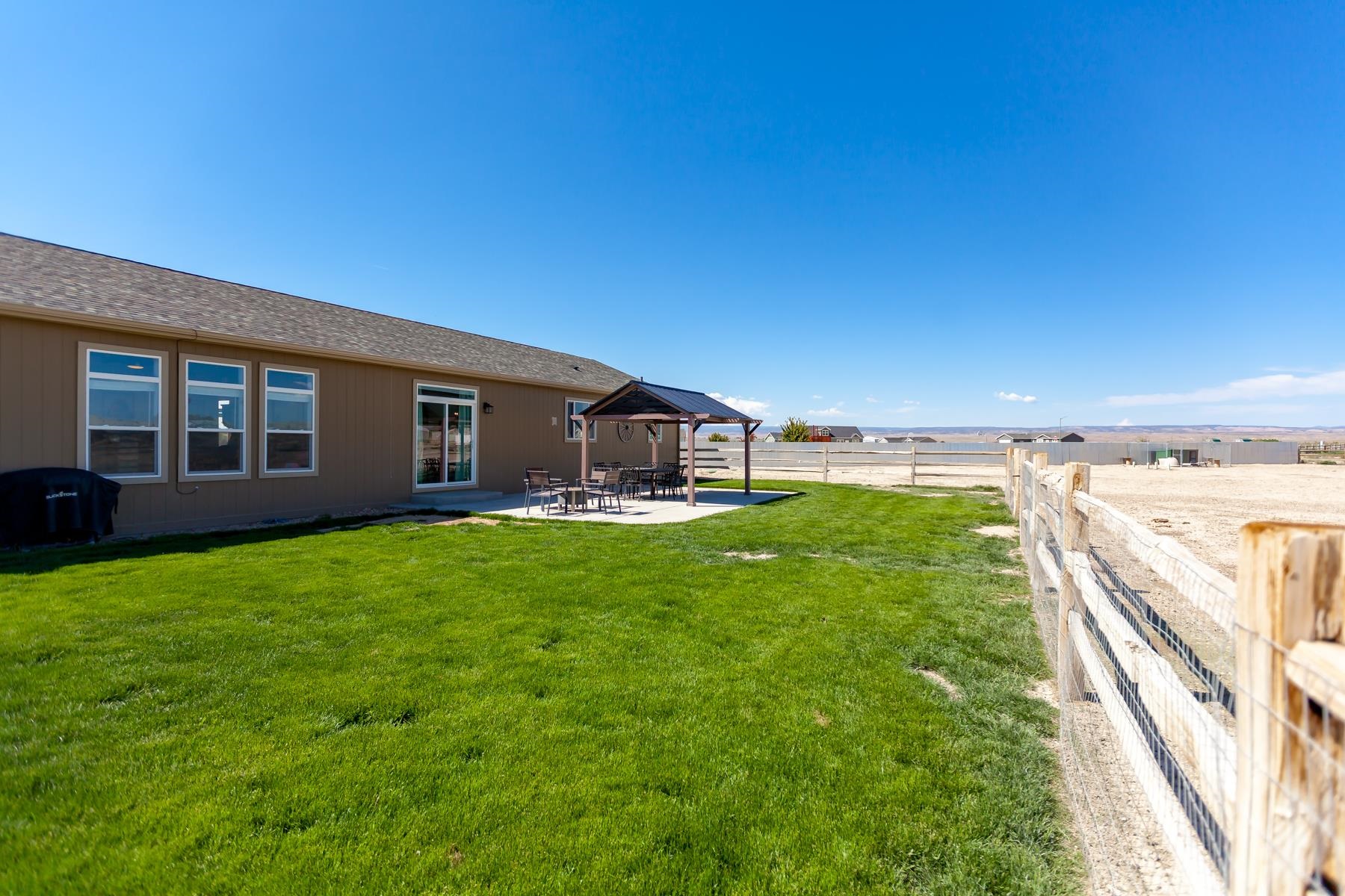 729 Spotted Pony Court Property Photo 37