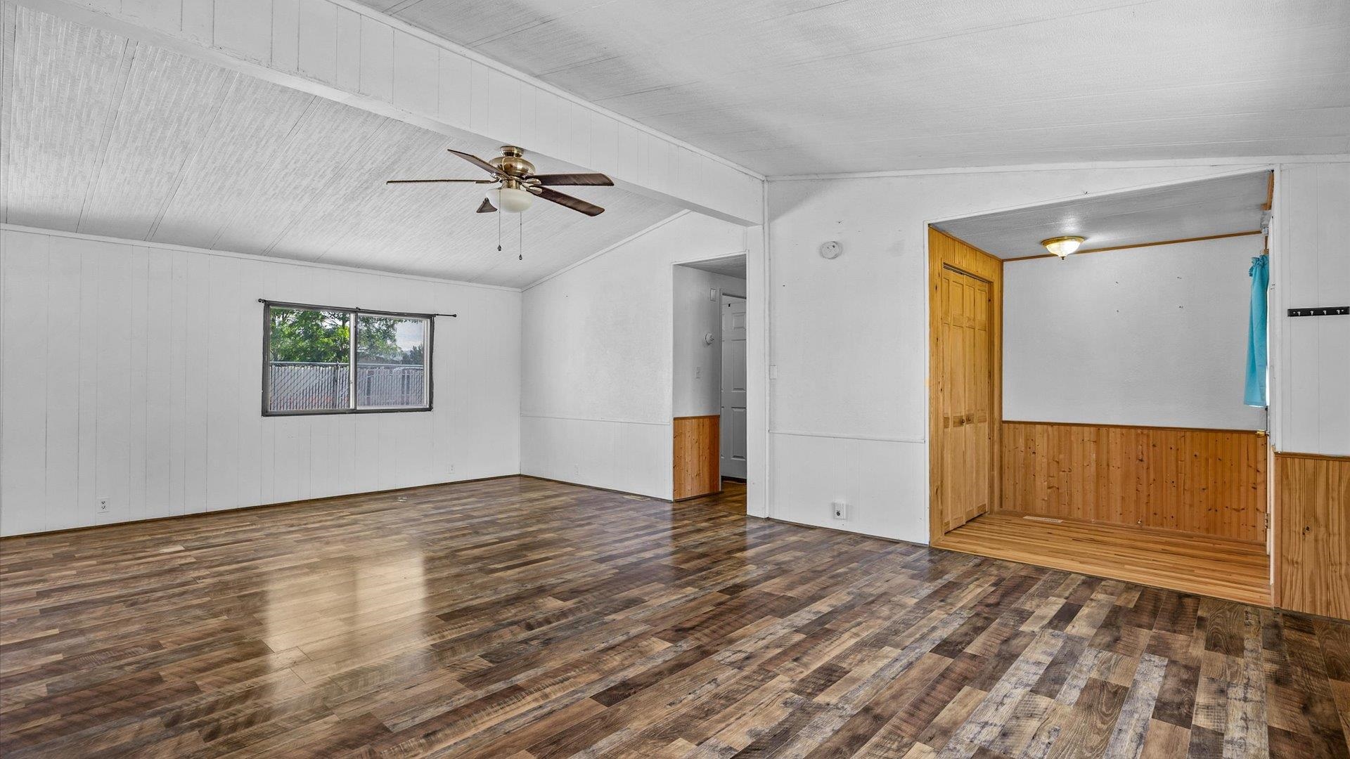 3065 Thrush Drive Property Photo 8