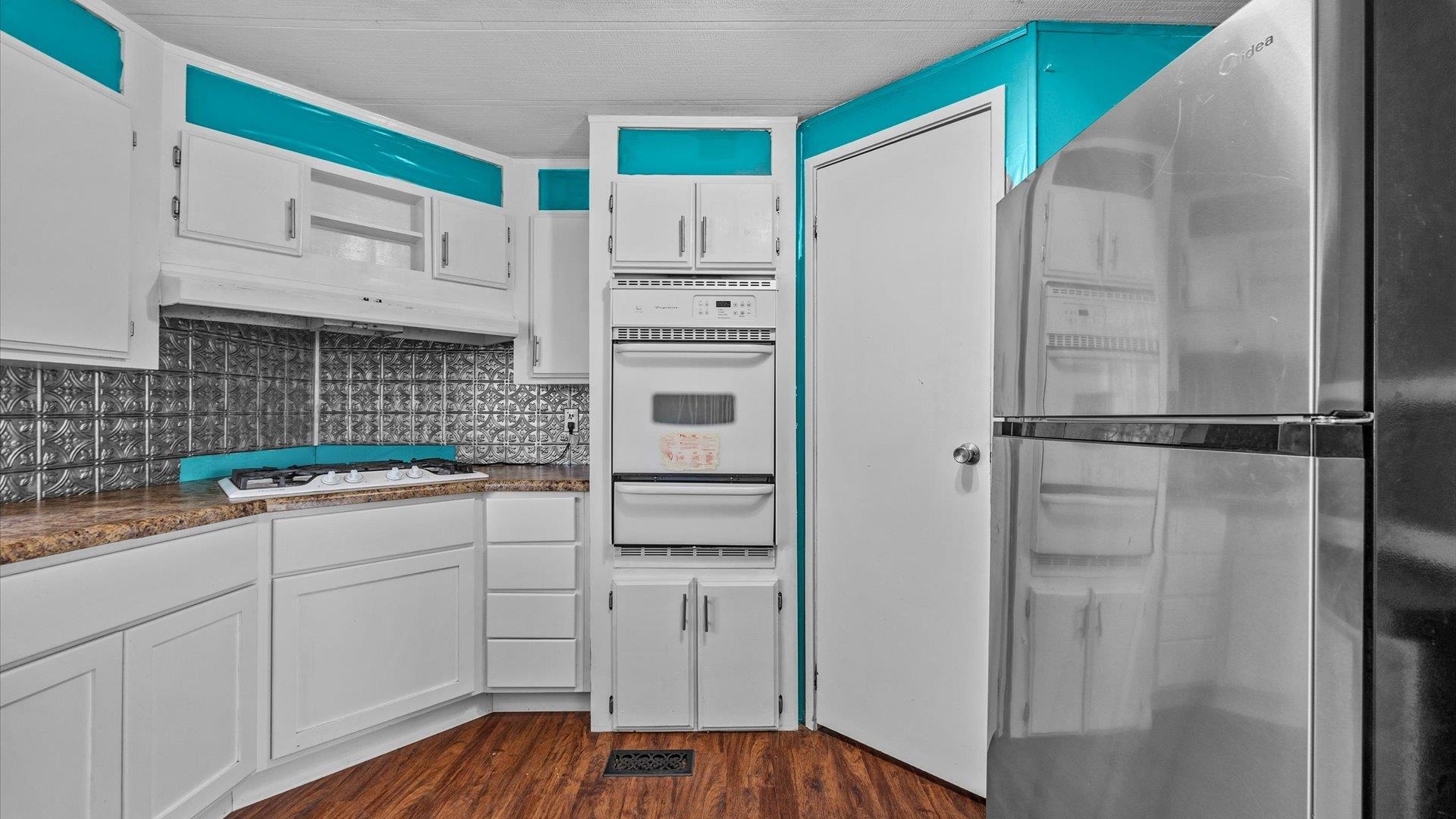 3065 Thrush Drive Property Photo 13