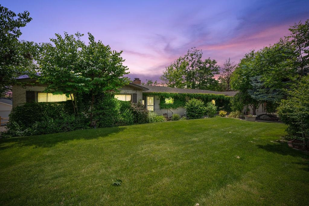 126 Hillcrest Avenue Property Photo 1